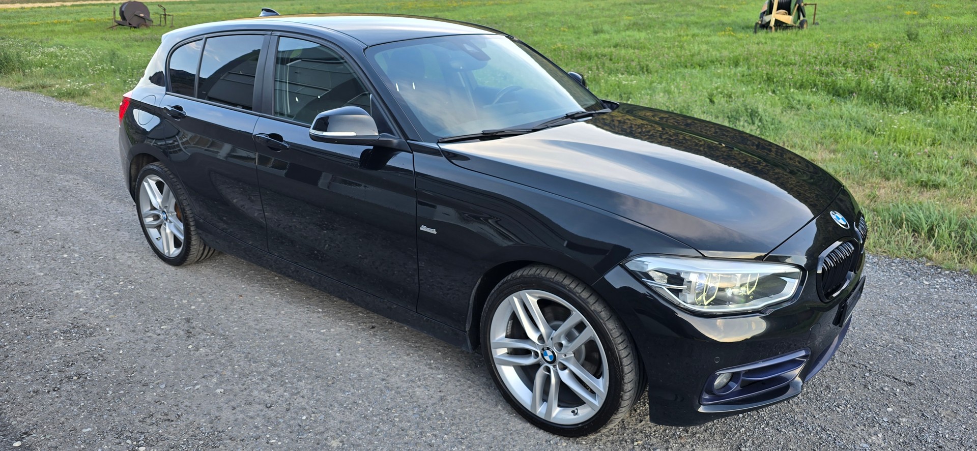 BMW 118d xDrive-image-11