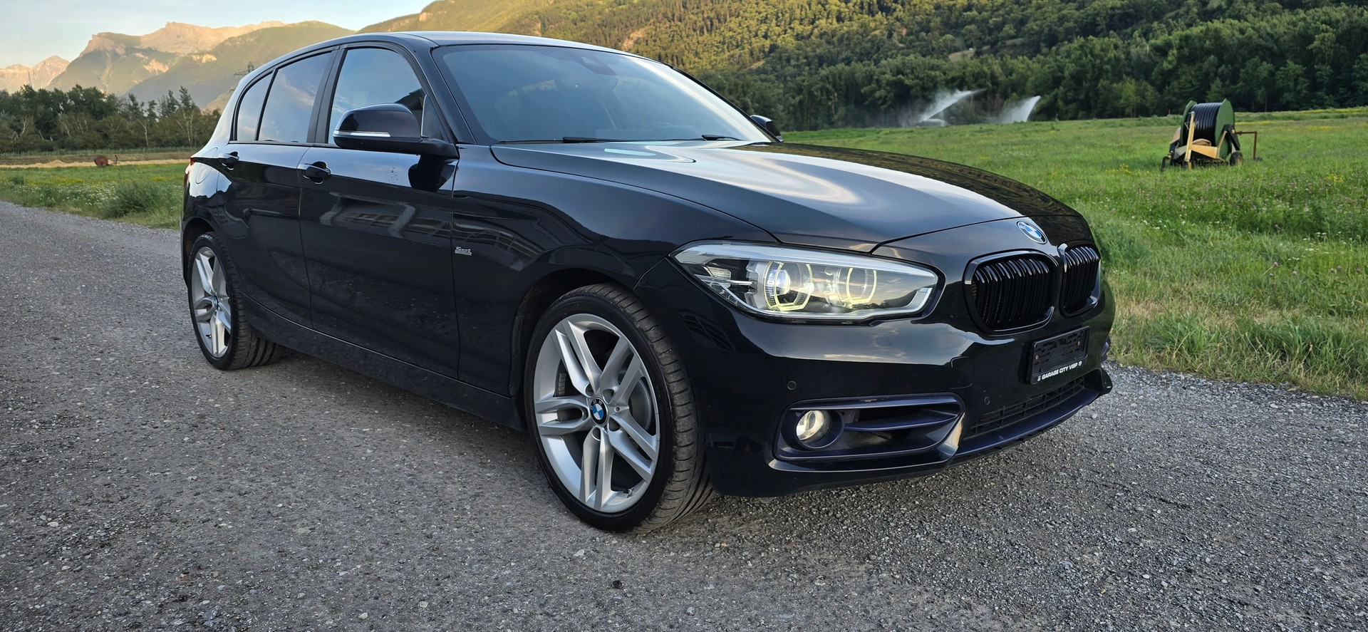 BMW 118d xDrive-image-9