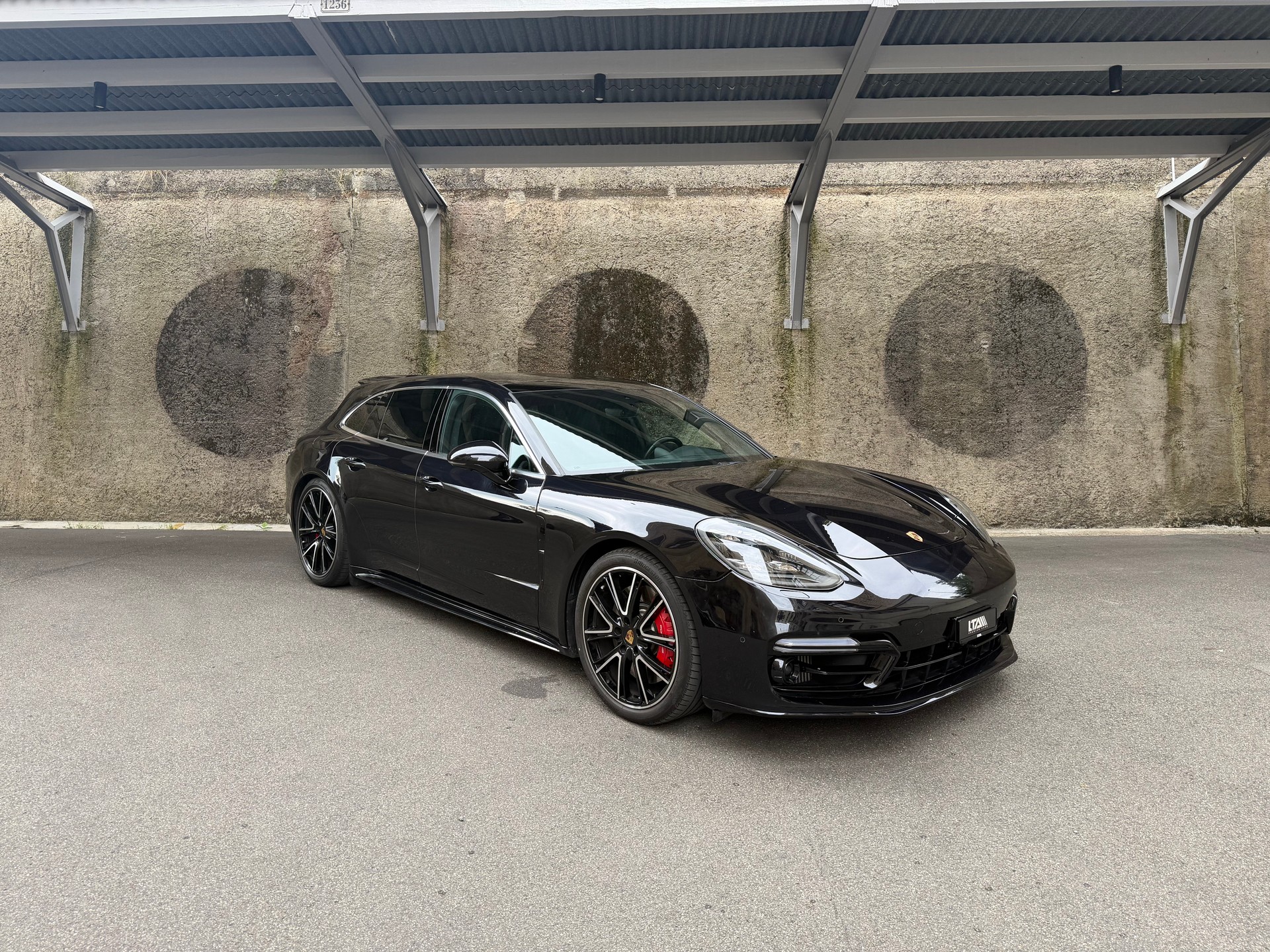 PORSCHE Panamera Turbo Sport Turismo PDK-showroom-element-2