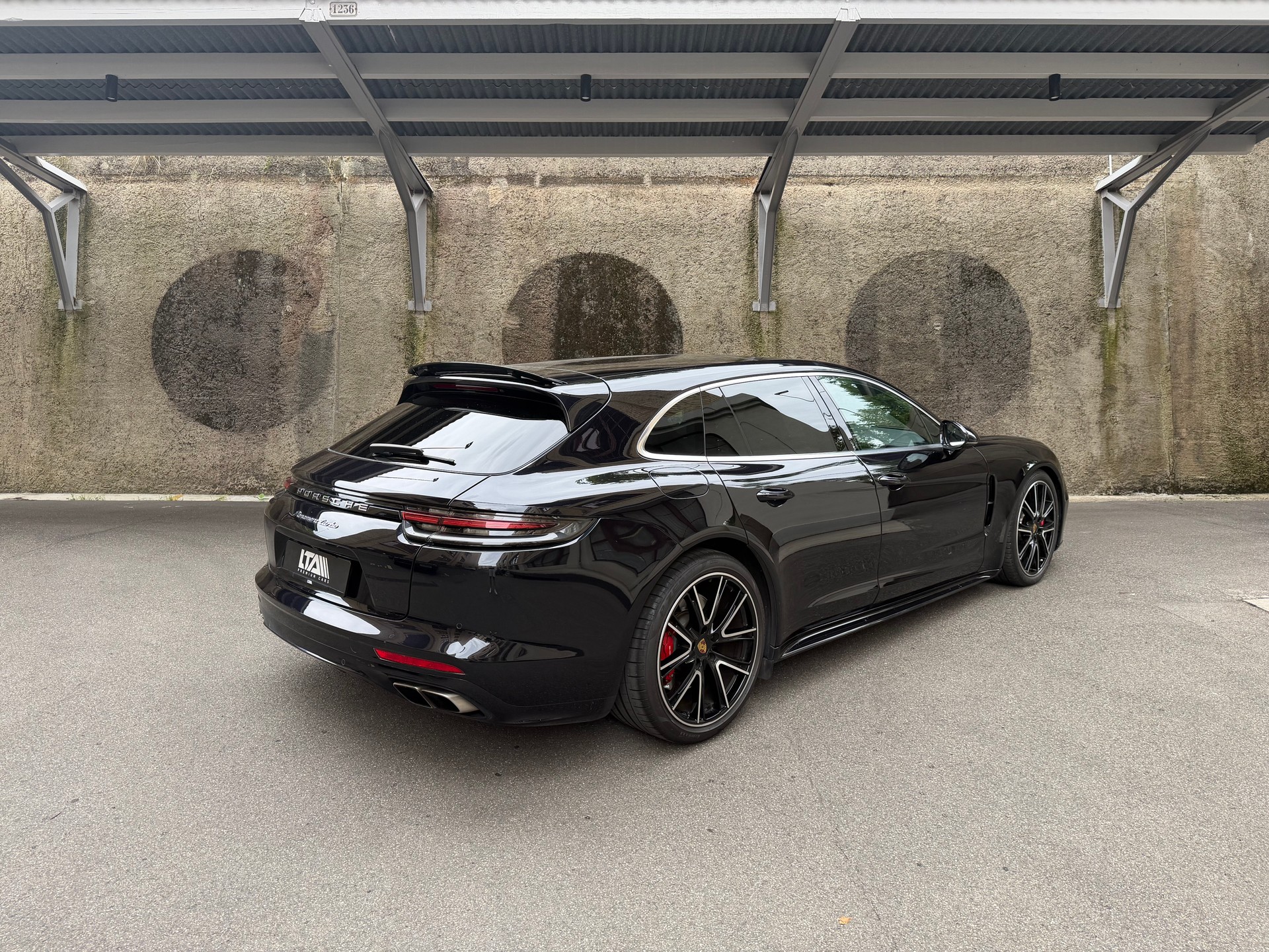 PORSCHE Panamera Turbo Sport Turismo PDK-image-4