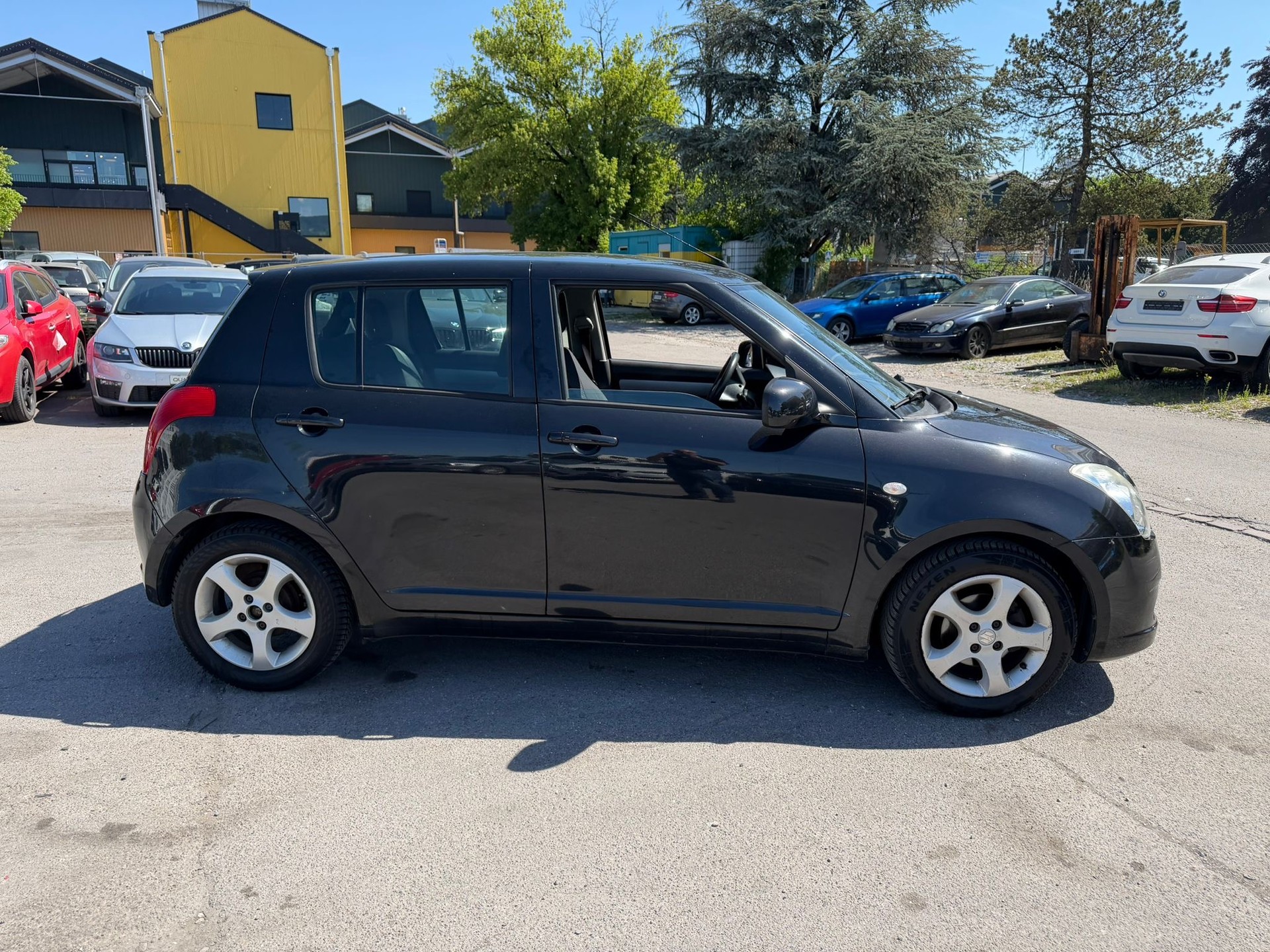 SUZUKI Swift 1.5i 16V VVT GL Top-image-9