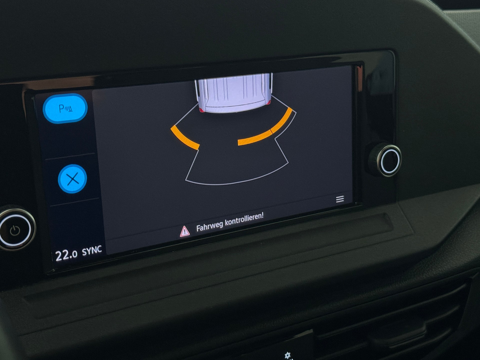 VW Caddy 2.0 TDI 4Motion-image-14