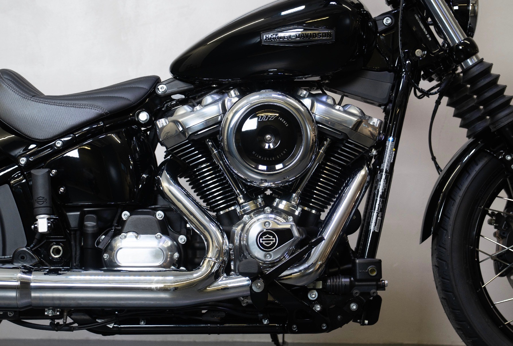 HARLEY-DAVIDSON FXBB Street Bob 117ci (Werksgarantie)-image-3