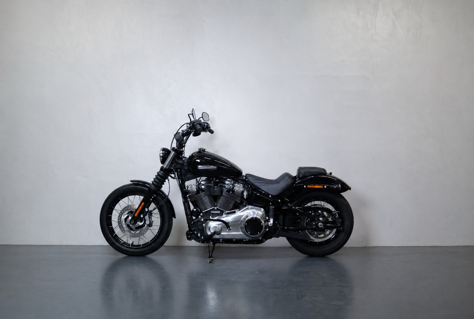 HARLEY-DAVIDSON FXBB Street Bob 117ci (Werksgarantie)-image-1