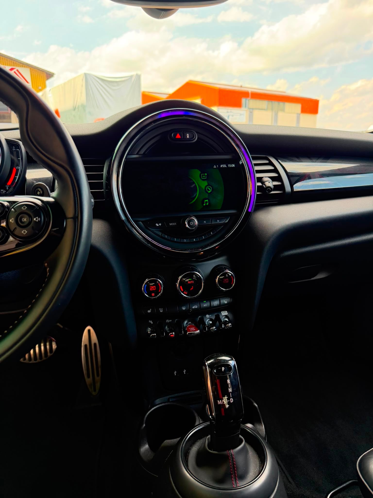 MINI Cooper King's Cross Steptronic DKG-image-11