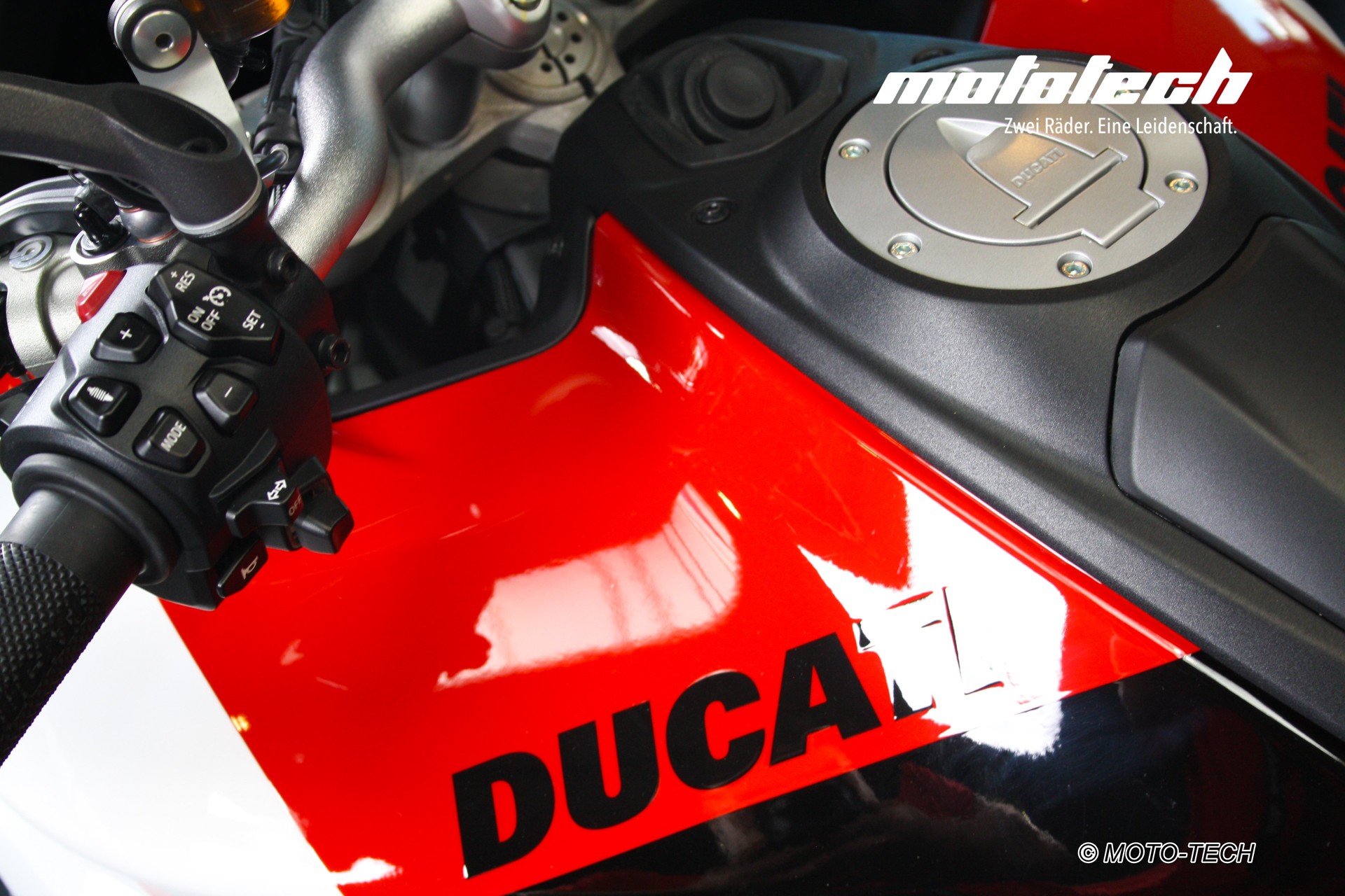 DUCATI Multistrada V4 Pikes Peak-image-4