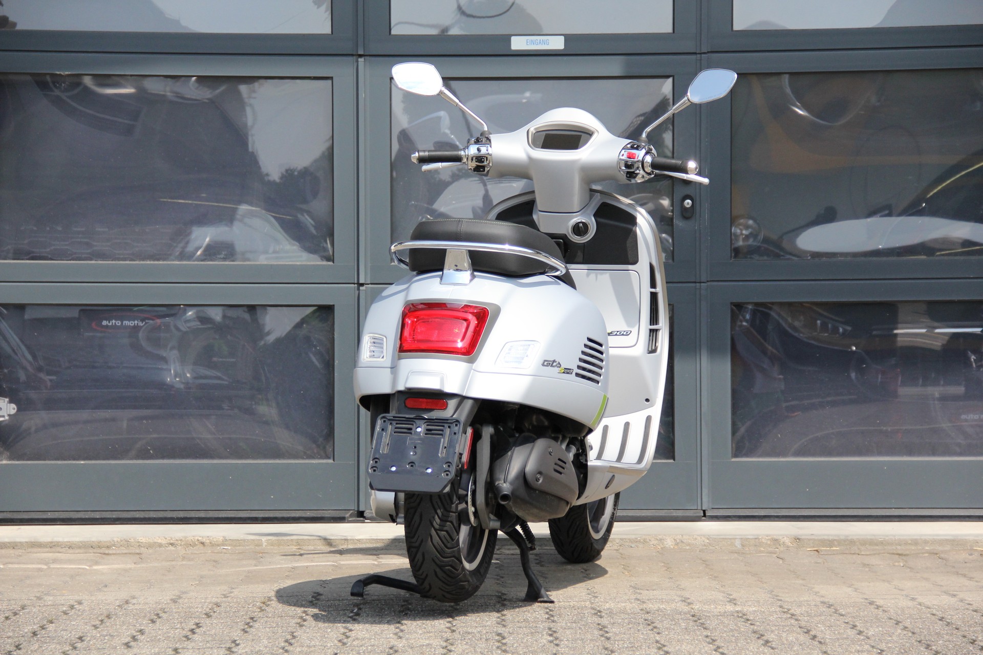 PIAGGIO Vespa GTS 300 Super Tech ABS-image-3