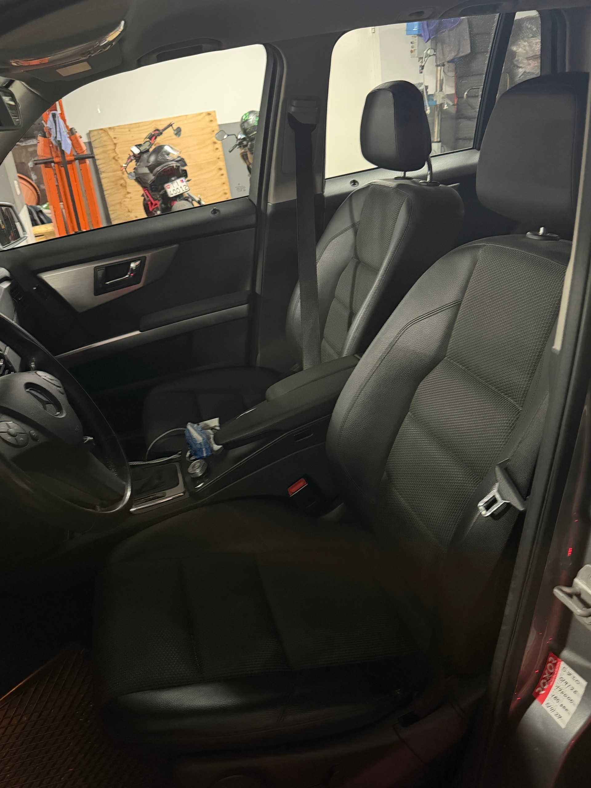 MERCEDES-BENZ GLK 250 CDI BlueEfficiency 4Matic 7G-Tronic-image-8