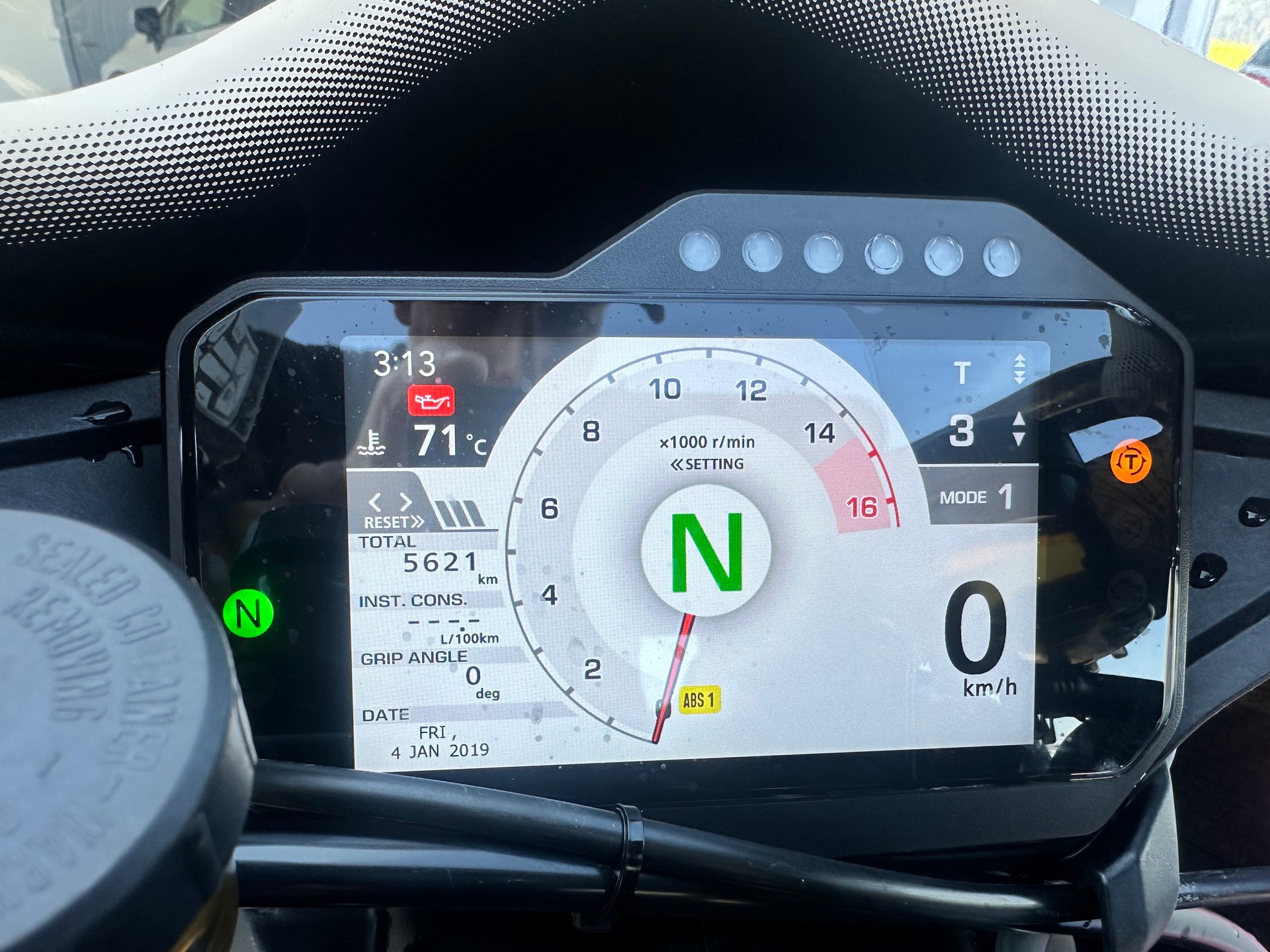 HONDA CBR 1000 RR-R SP-image-9