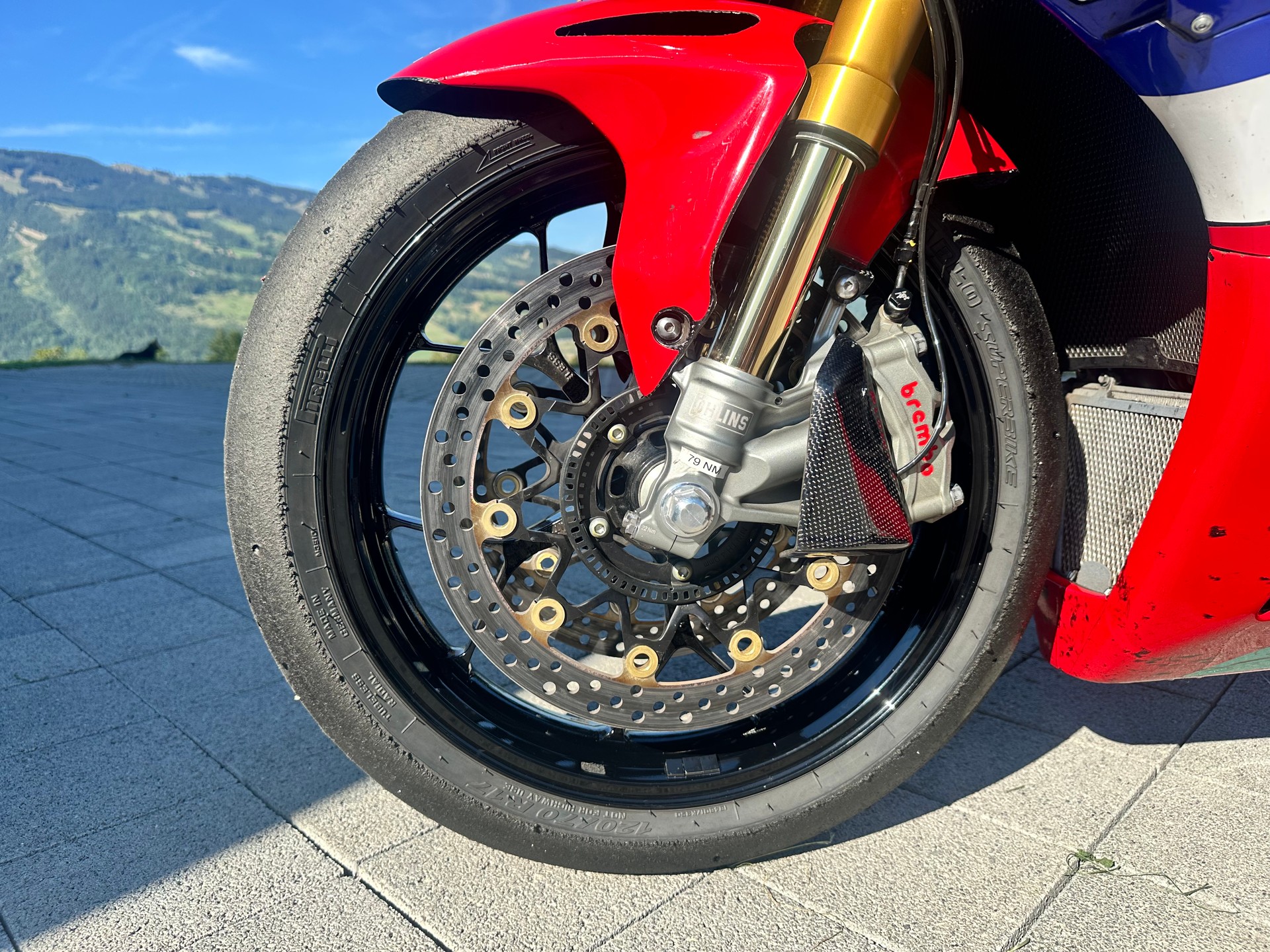 HONDA CBR 1000 RR-R SP-image-4