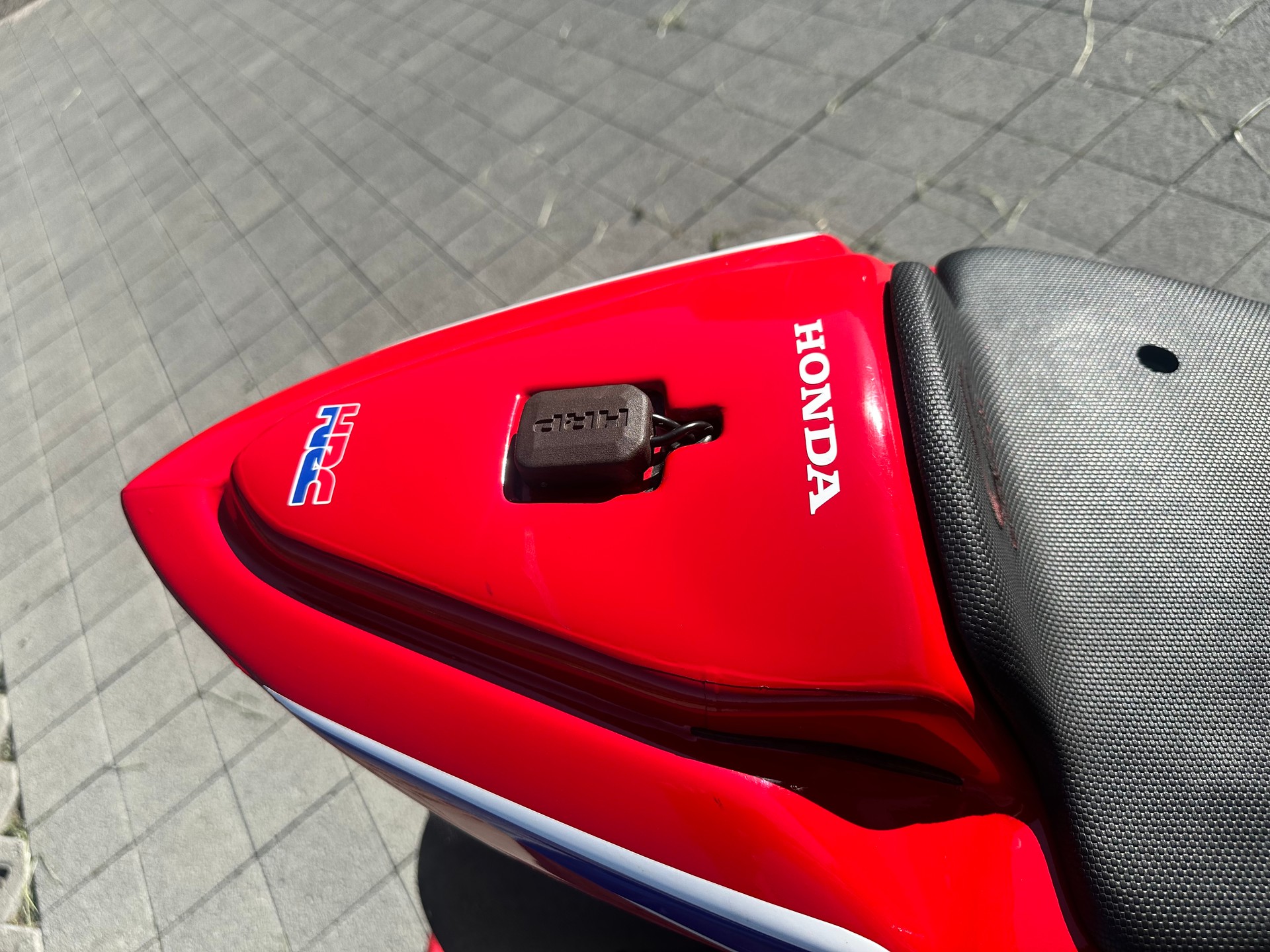 HONDA CBR 1000 RR-R SP-image-8