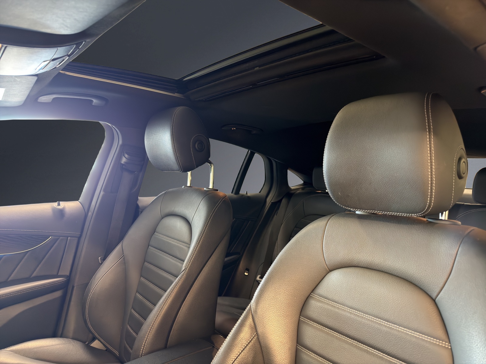 MERCEDES-BENZ GLC Coupé 300 4Matic-image-7