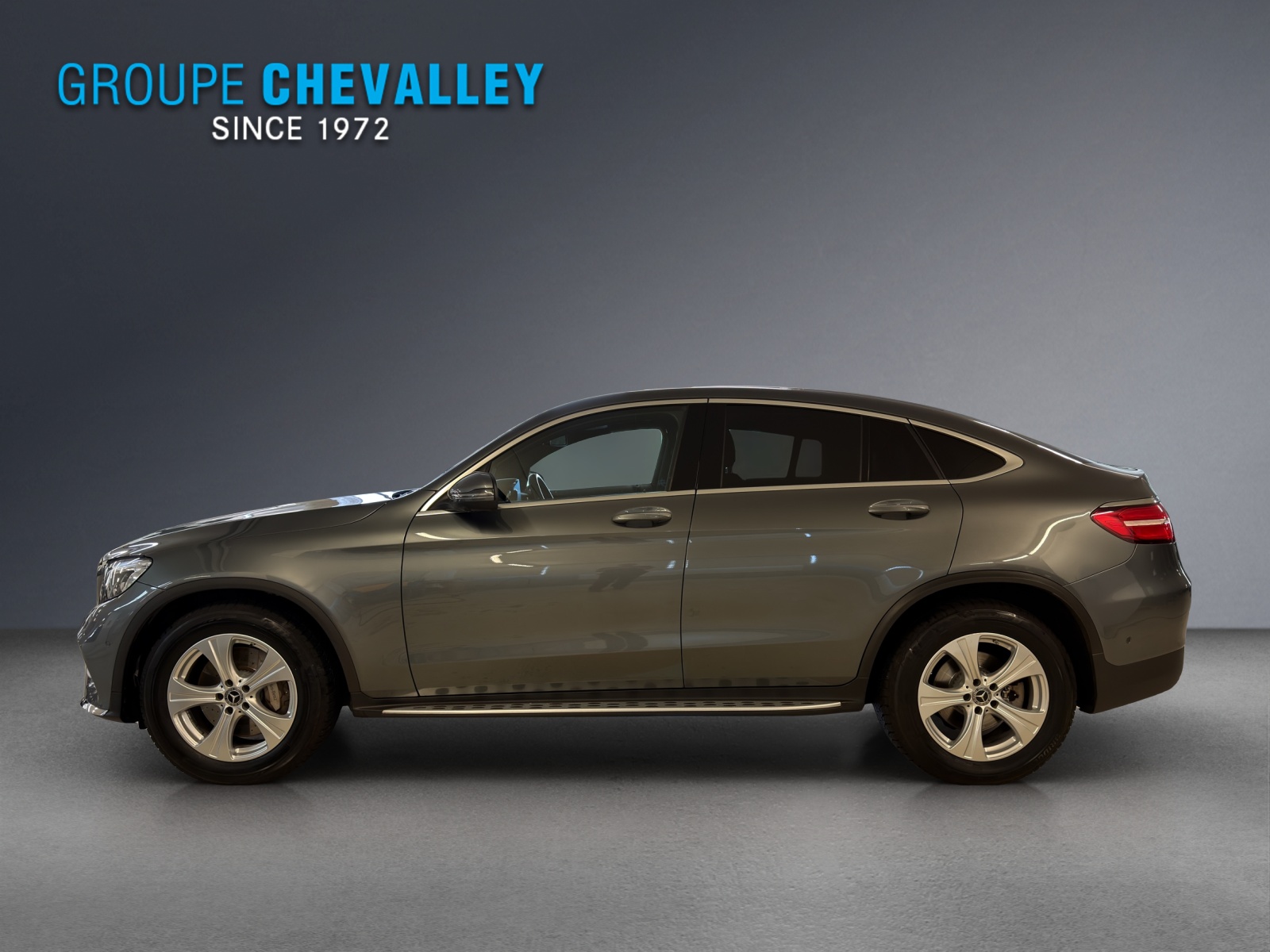 MERCEDES-BENZ GLC Coupé 300 4Matic-showroom-element-2