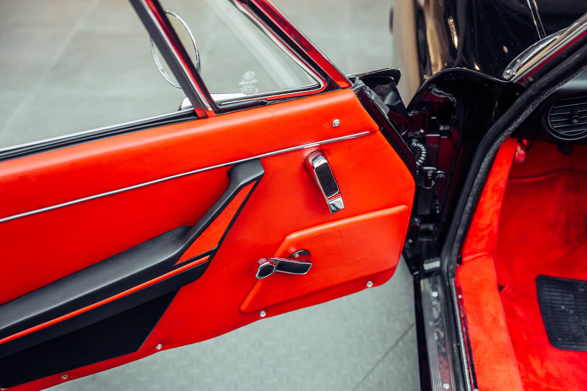 ALFA ROMEO Spider 2.0 (Veloce)-image-8