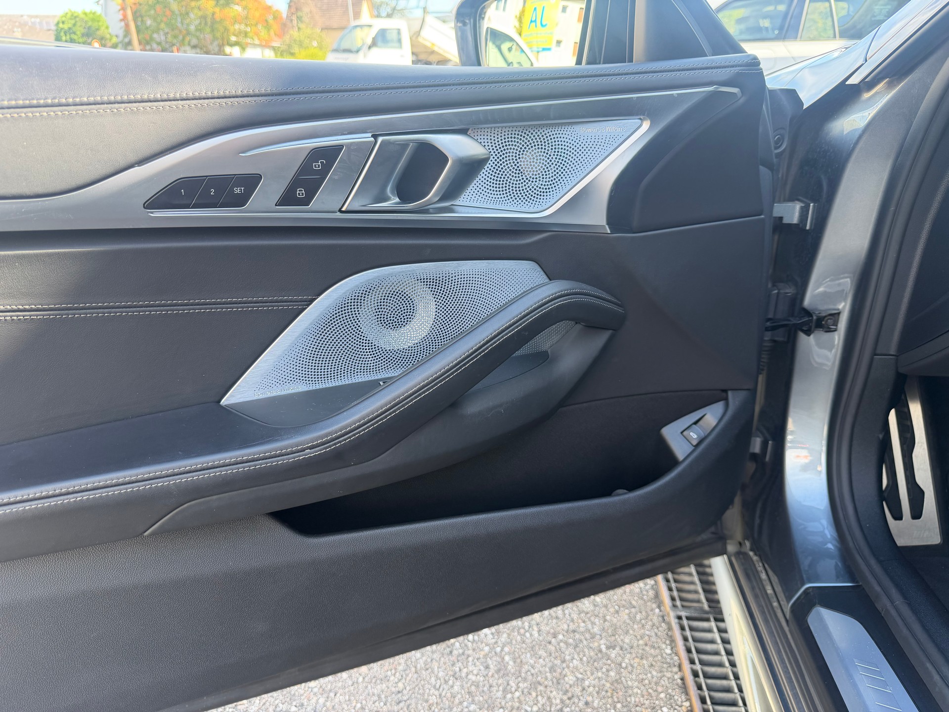 BMW M850i xDrive First Edition Steptronic-image-10