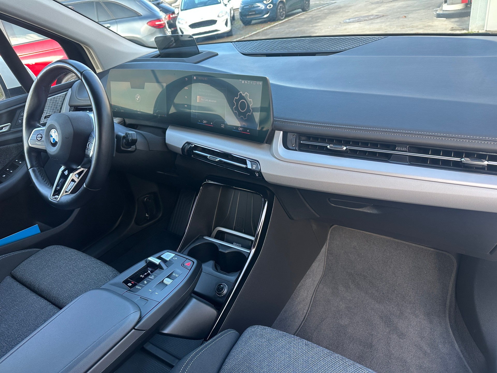 BMW 218d Active Tourer DKG-image-12