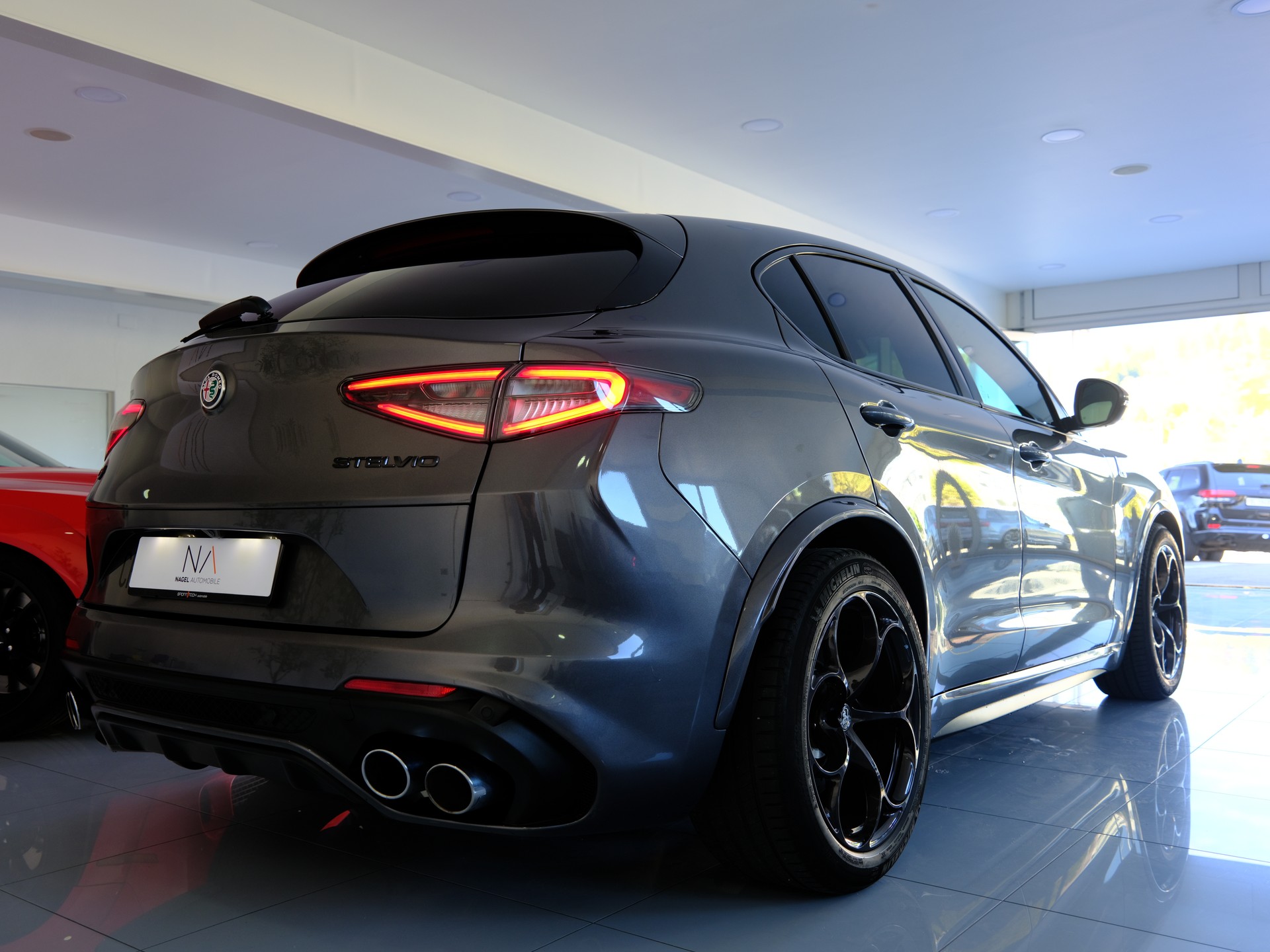 ALFA ROMEO Stelvio 2.9 V6 Quadrifoglio Q4 Automatic *SITZHEIZUNG* *RÜCKFAHRKAMERA*-image-7