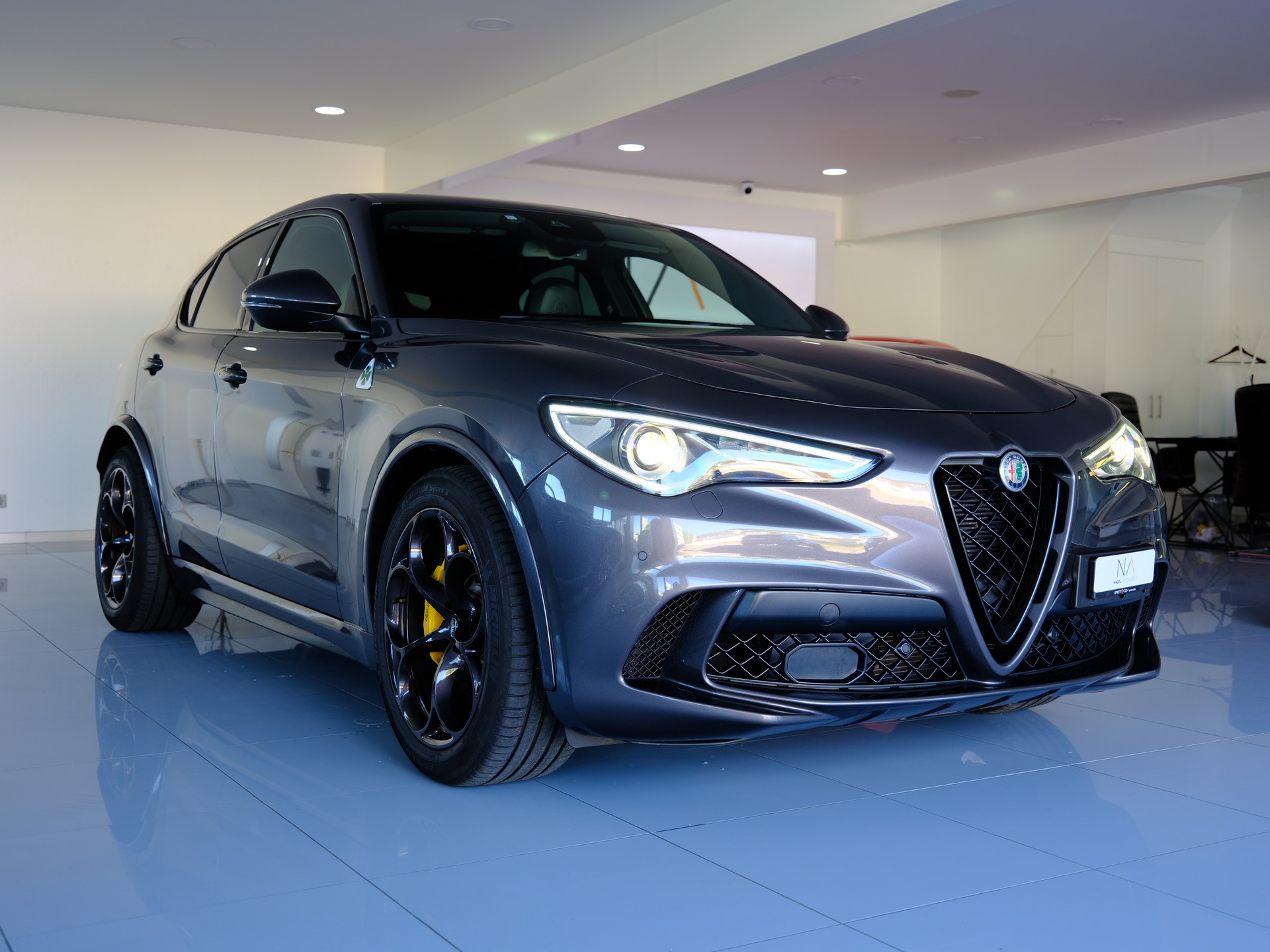 ALFA ROMEO Stelvio 2.9 V6 Quadrifoglio Q4 Automatic *SITZHEIZUNG* *RÜCKFAHRKAMERA*-showroom-element-1