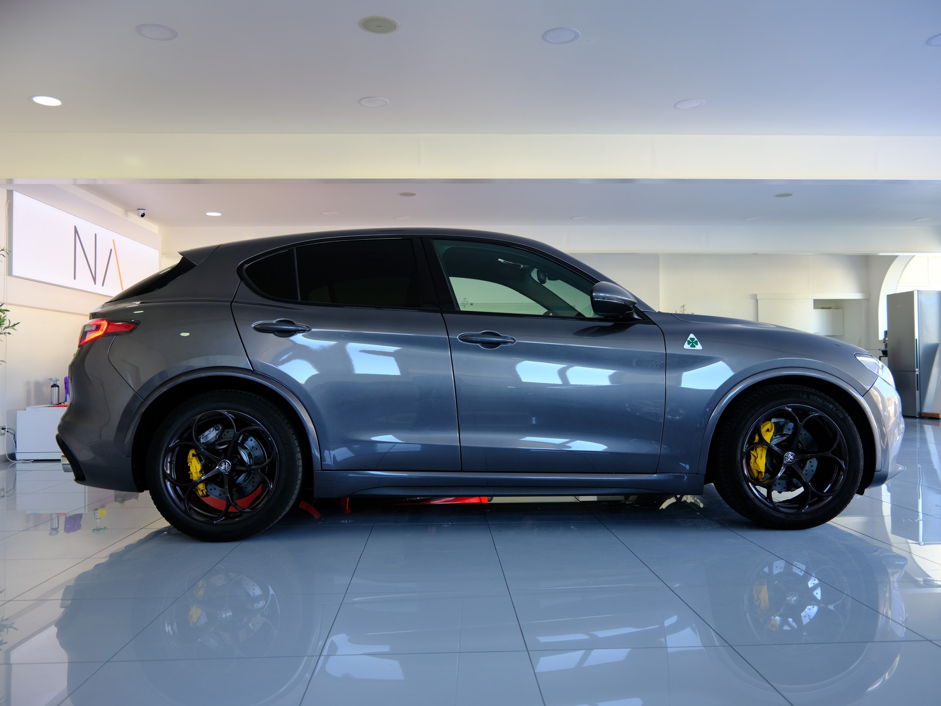ALFA ROMEO Stelvio 2.9 V6 Quadrifoglio Q4 Automatic *SITZHEIZUNG* *RÜCKFAHRKAMERA*-image-10