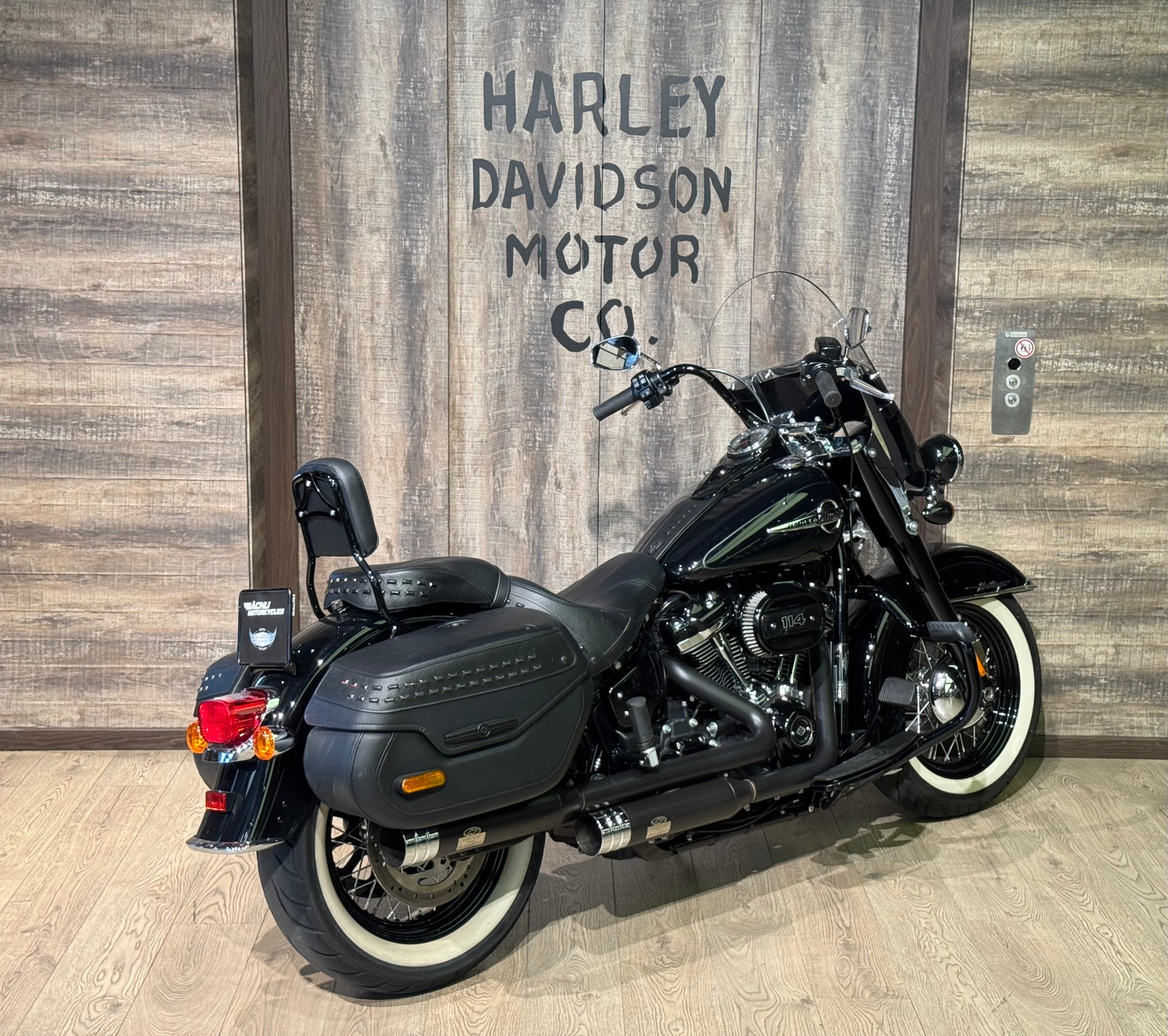 HARLEY-DAVIDSON FLHCS Heritage Classic 114 ABS-image-5