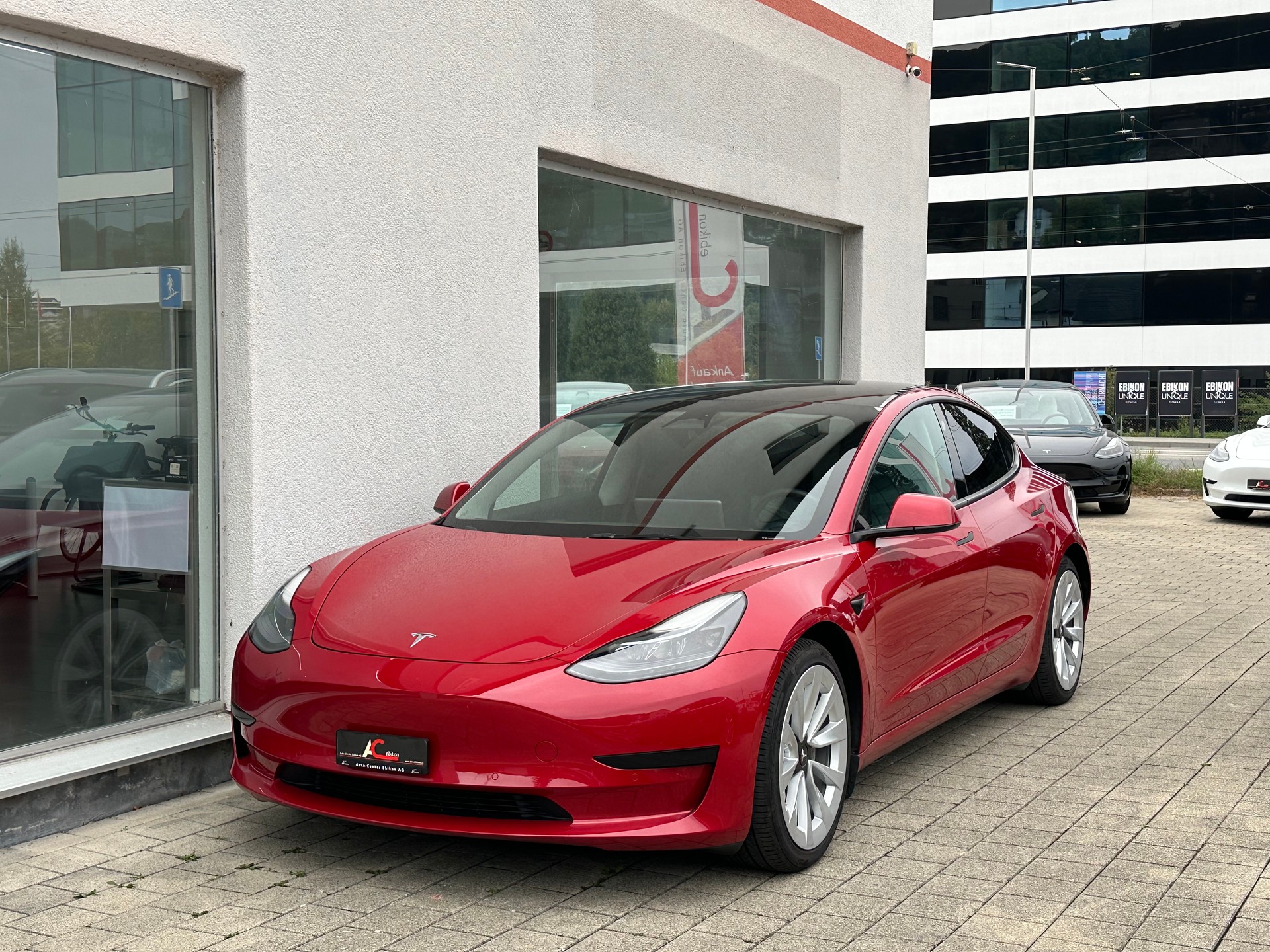 TESLA Tesla Model 3 Standard-Range Plus