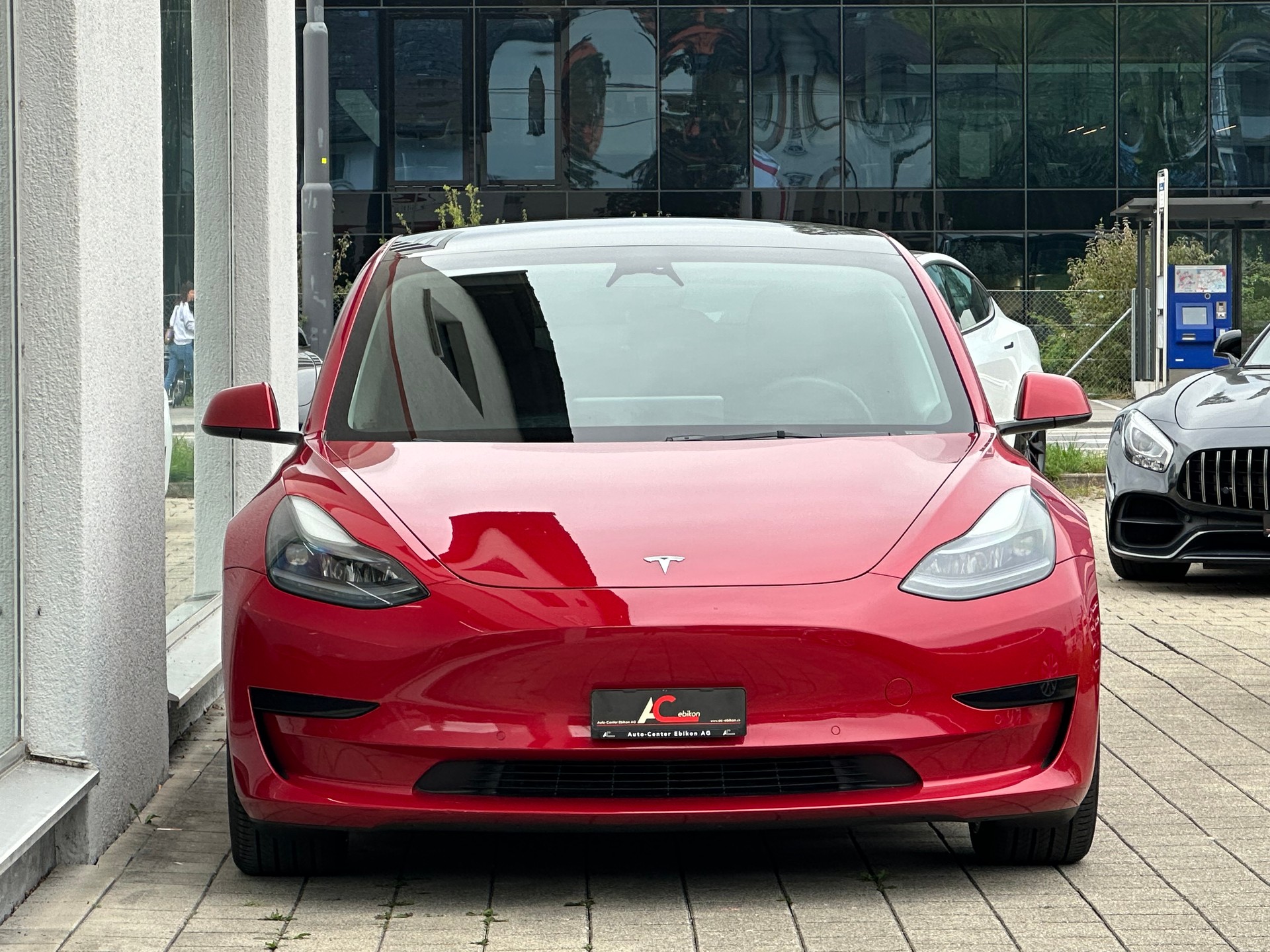 TESLA Tesla Model 3 Standard-Range Plus-showroom-element-3