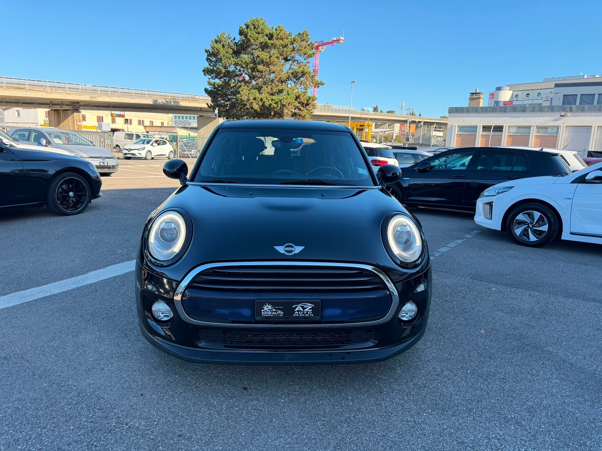 MINI Cooper Classic Edition Steptronic GARANTIE 2 ans 🇨🇭-showroom-element-1