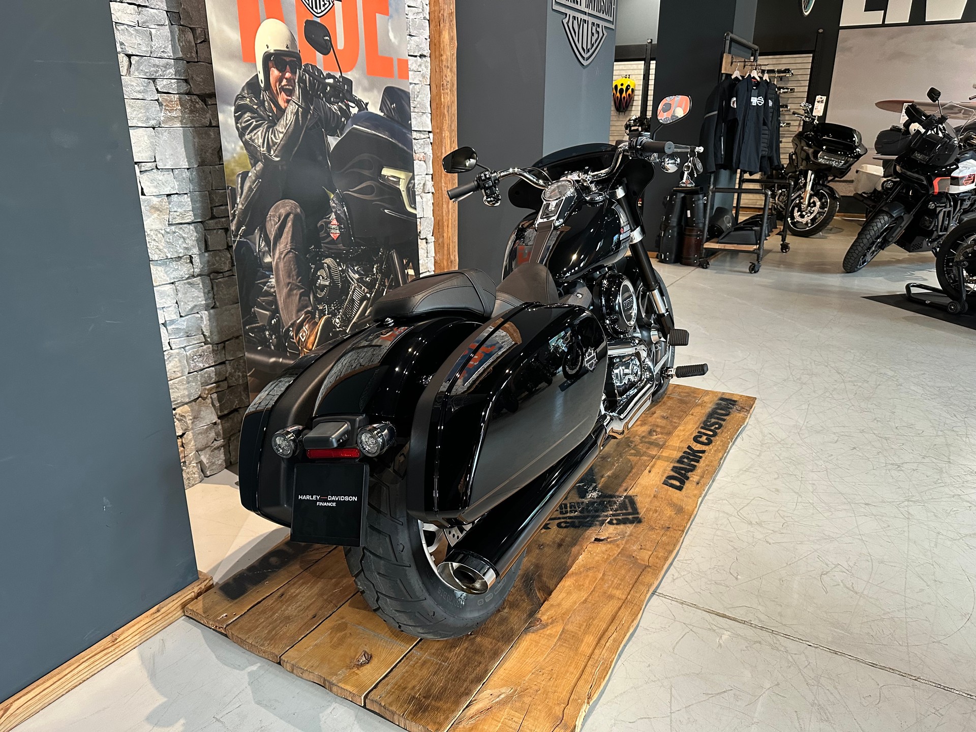 HARLEY-DAVIDSON Sport Glide FLSB (35KW)-image-4