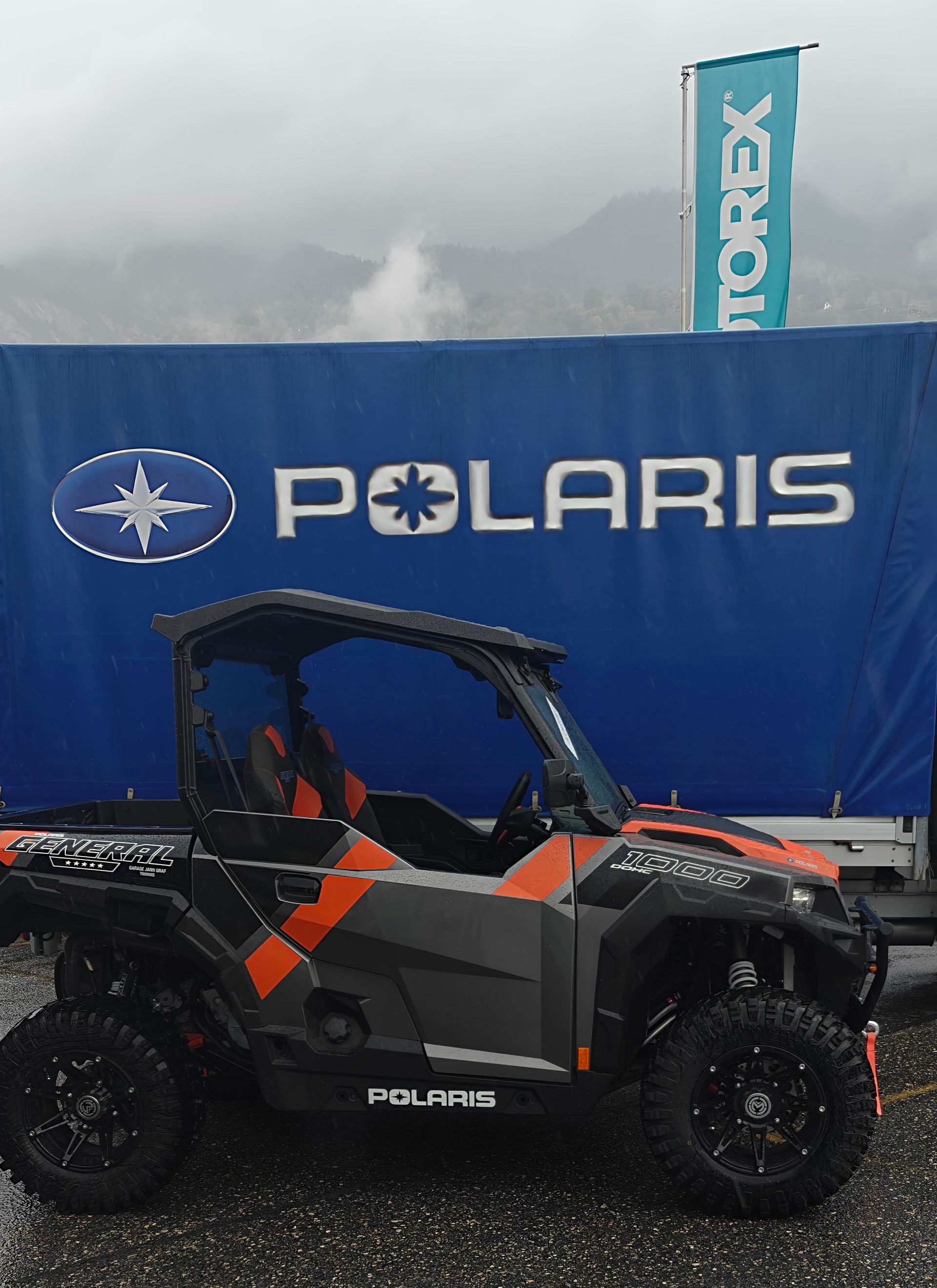 POLARIS General 1000 Deluxe-image-1