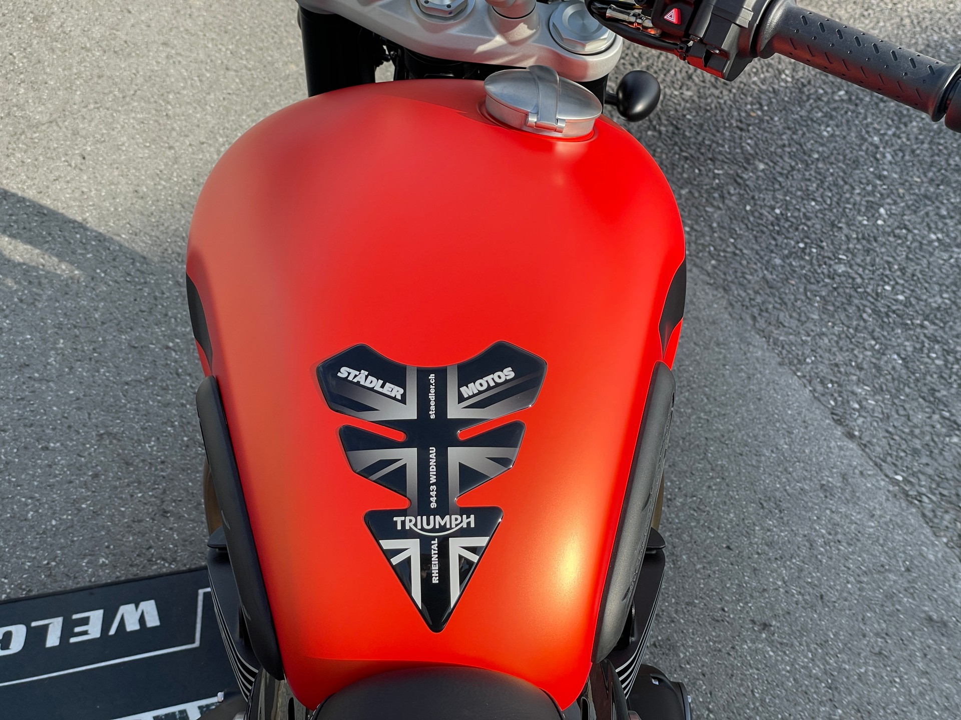 TRIUMPH Speed Twin 1200-image-3