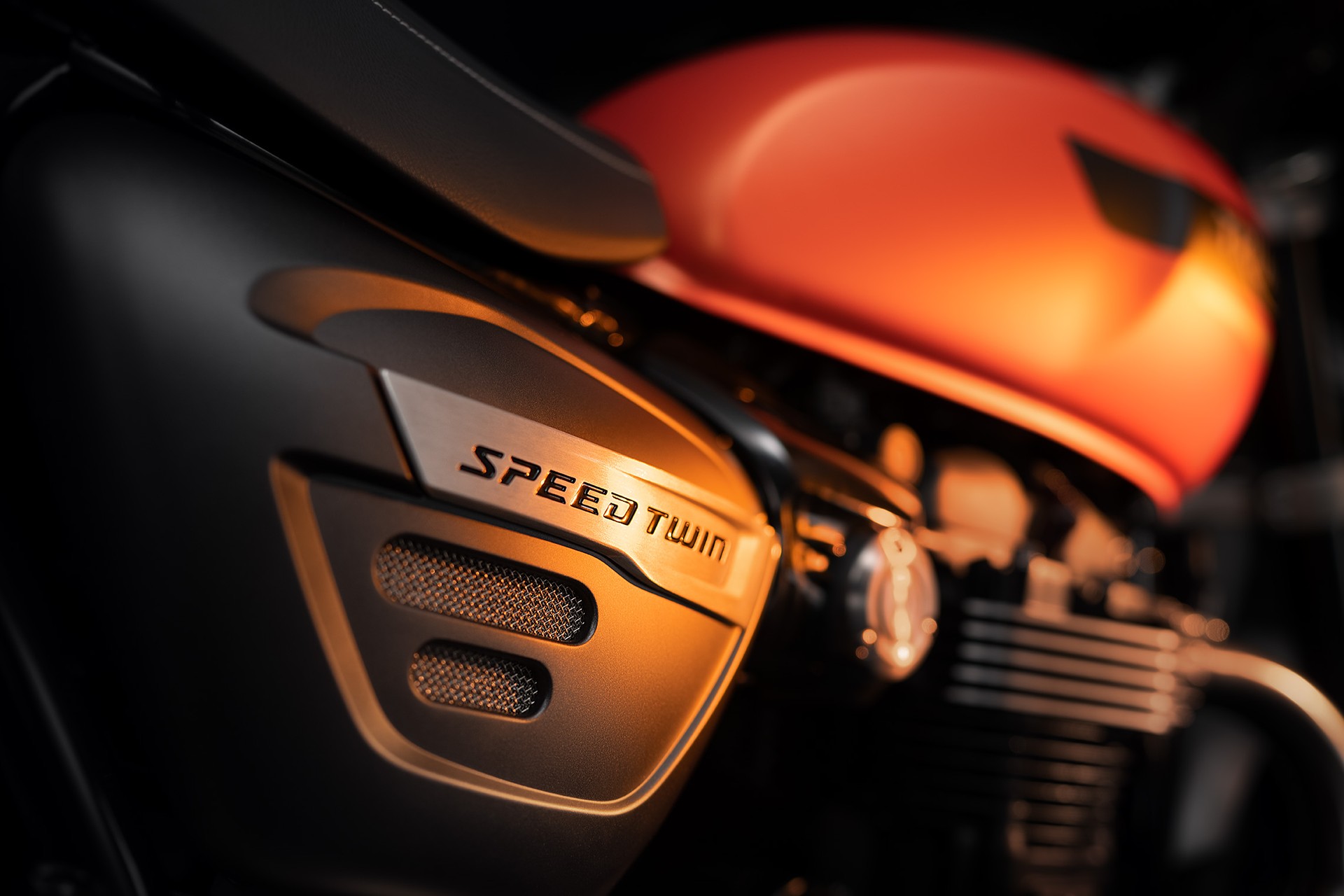 TRIUMPH Speed Twin 1200-image-4