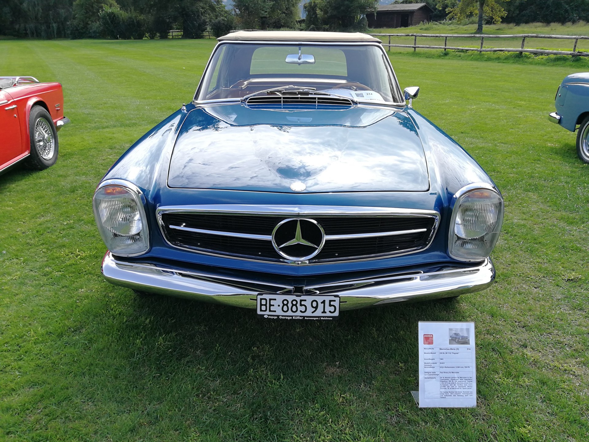 MERCEDES-BENZ 230 SL Pagode-showroom-element-1