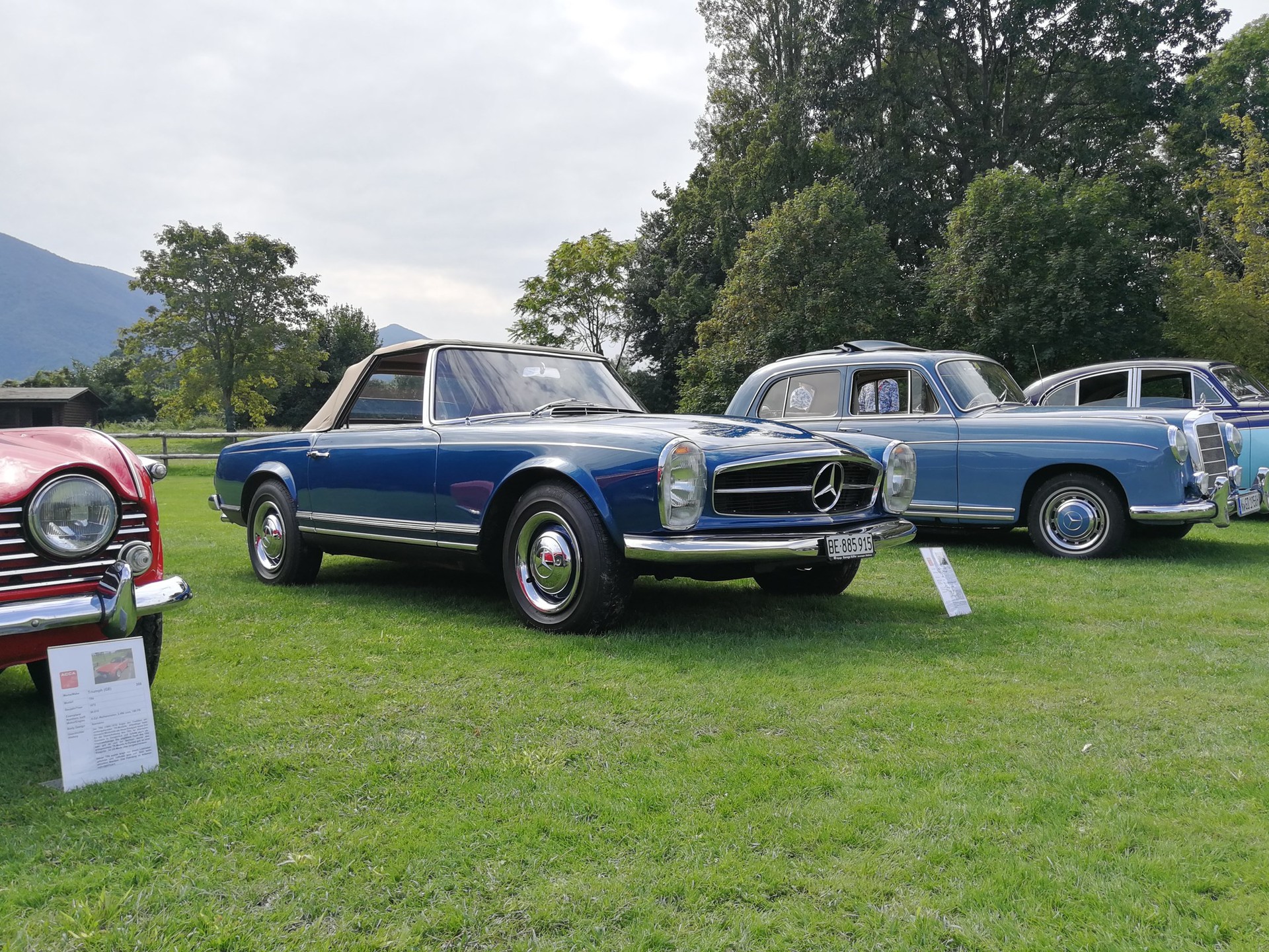 MERCEDES-BENZ 230 SL Pagode-showroom-element-2