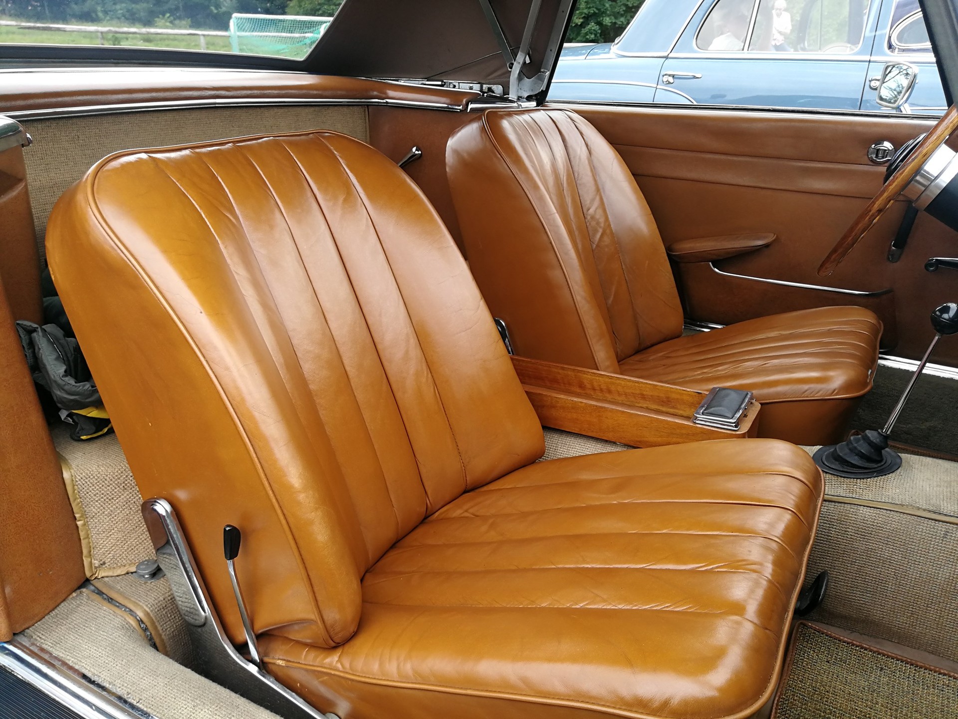 MERCEDES-BENZ 230 SL Pagode-image-8