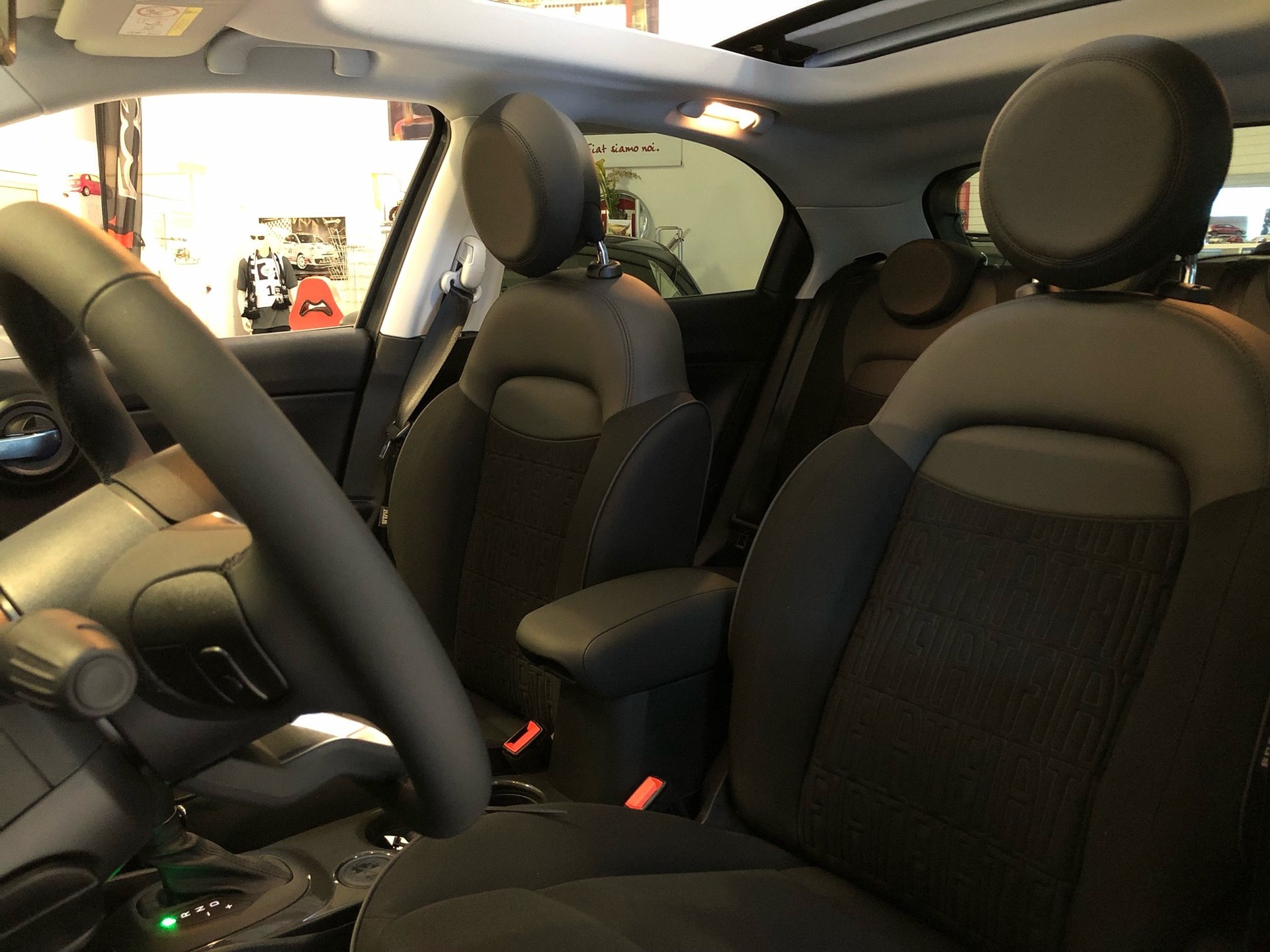 FIAT 500X 1.5 Hybrid Soft Top Swiss EditionDCT-image-6