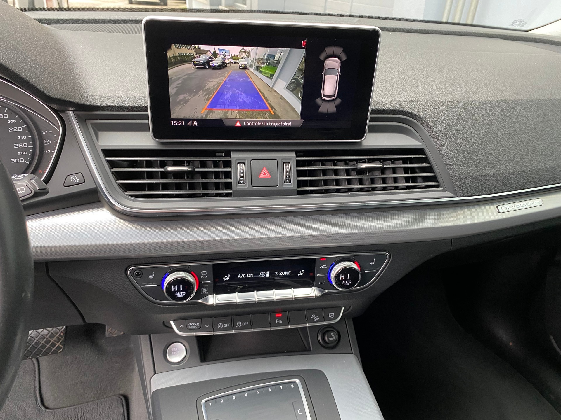 AUDI Q5 2.0 TFSI sport quattro S-tronic-image-13