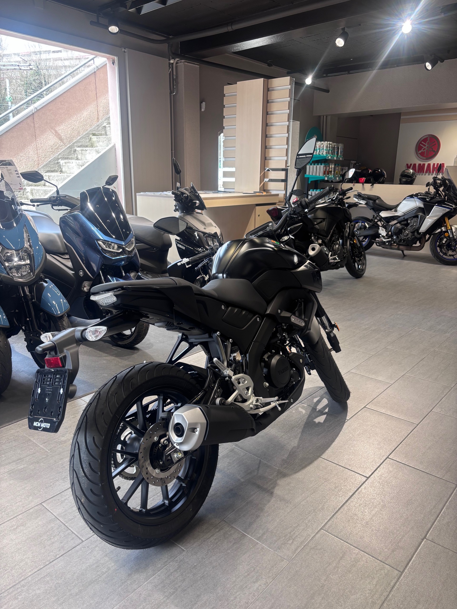 YAMAHA MT-125-image-3