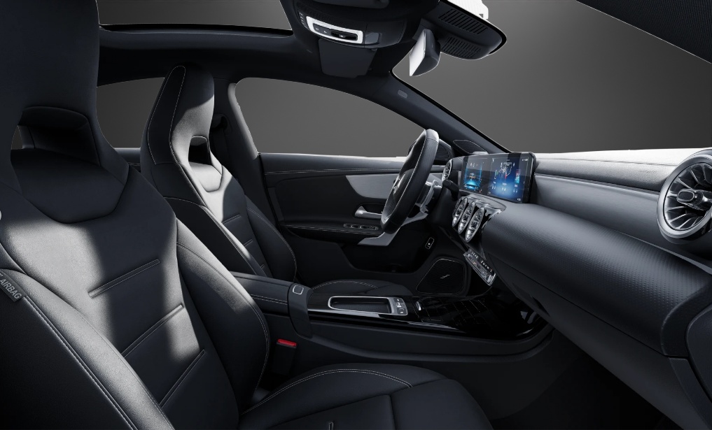 MERCEDES-BENZ CLA 35 AMG 4Matic 8G-DCT-image-7