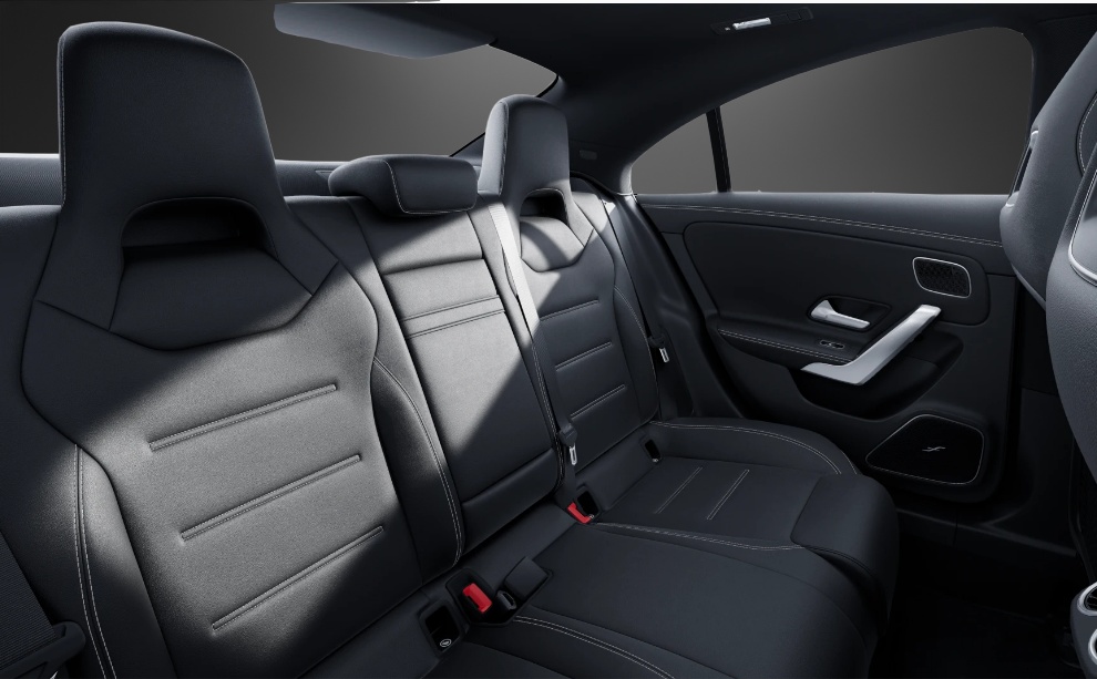 MERCEDES-BENZ CLA 35 AMG 4Matic 8G-DCT-image-6