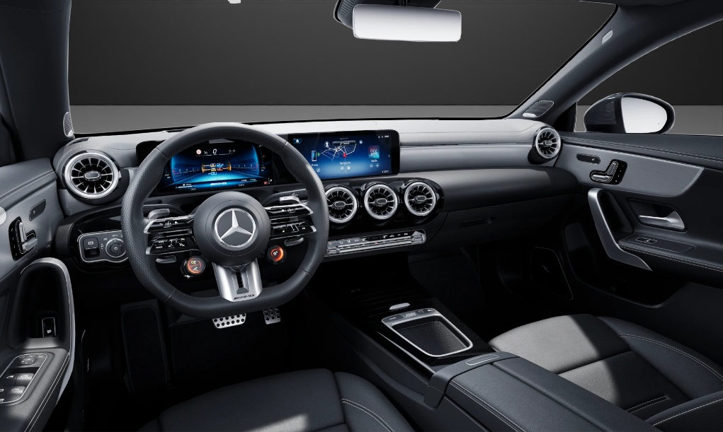 MERCEDES-BENZ CLA 35 AMG 4Matic 8G-DCT-image-5