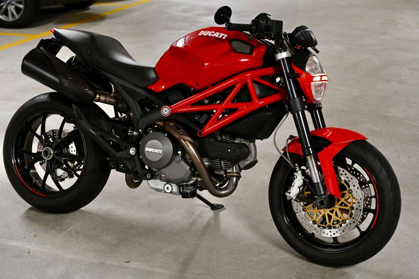 DUCATI Monster 796M-image-1