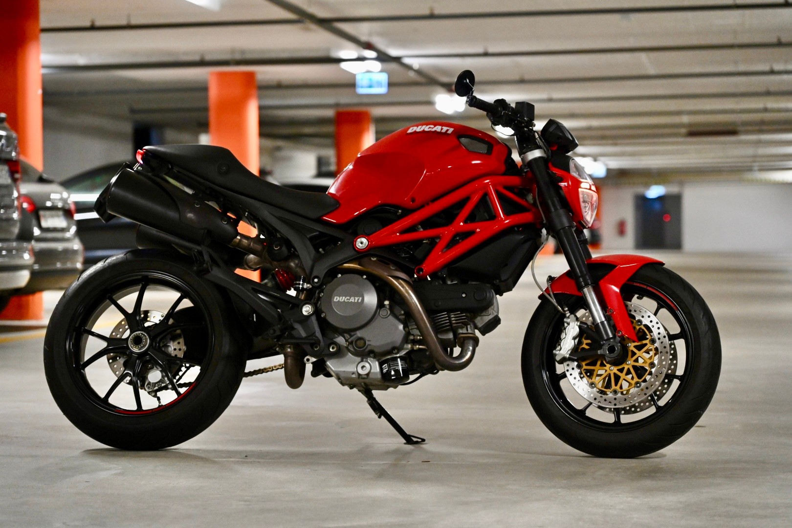 DUCATI Monster 796M-image-3