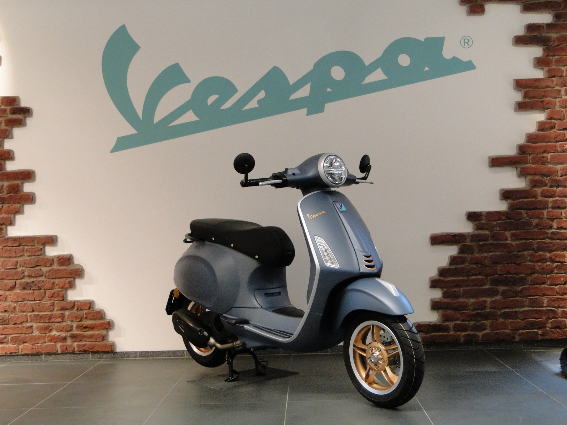 PIAGGIO Vespa Primavera 125 Officina 8 Officina 8-image-1