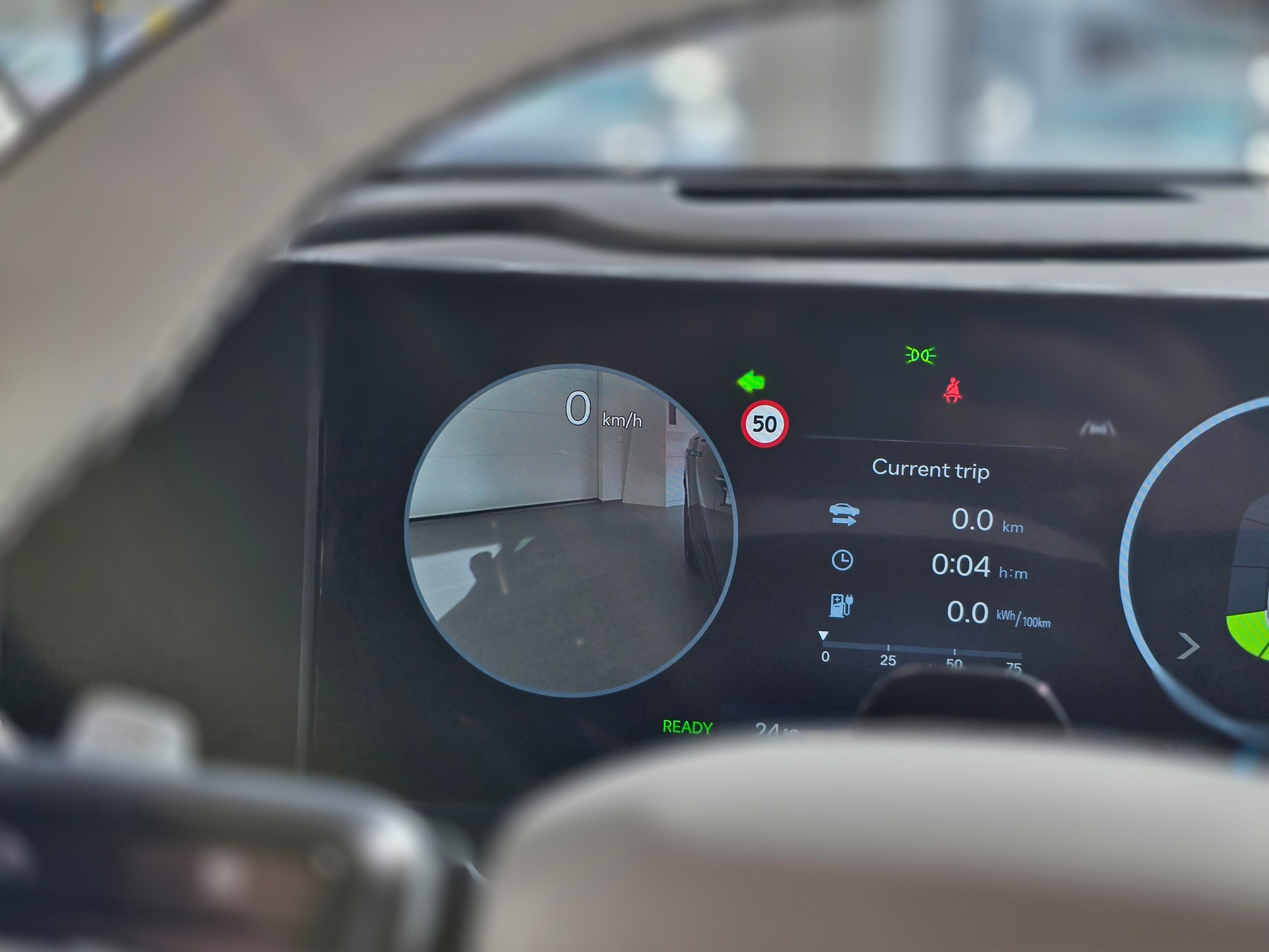 HYUNDAI Ioniq 9 110kWh Calli. 4WD-image-7