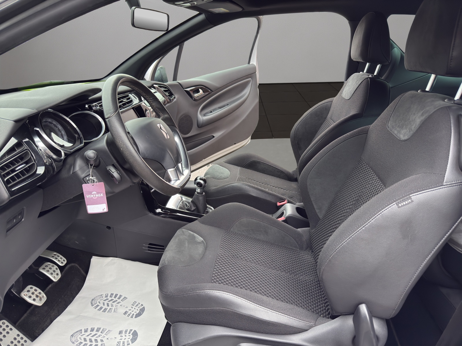 DS AUTOMOBILES DS 3 Cabrio 1.2 PureTech SO Chic-image-8