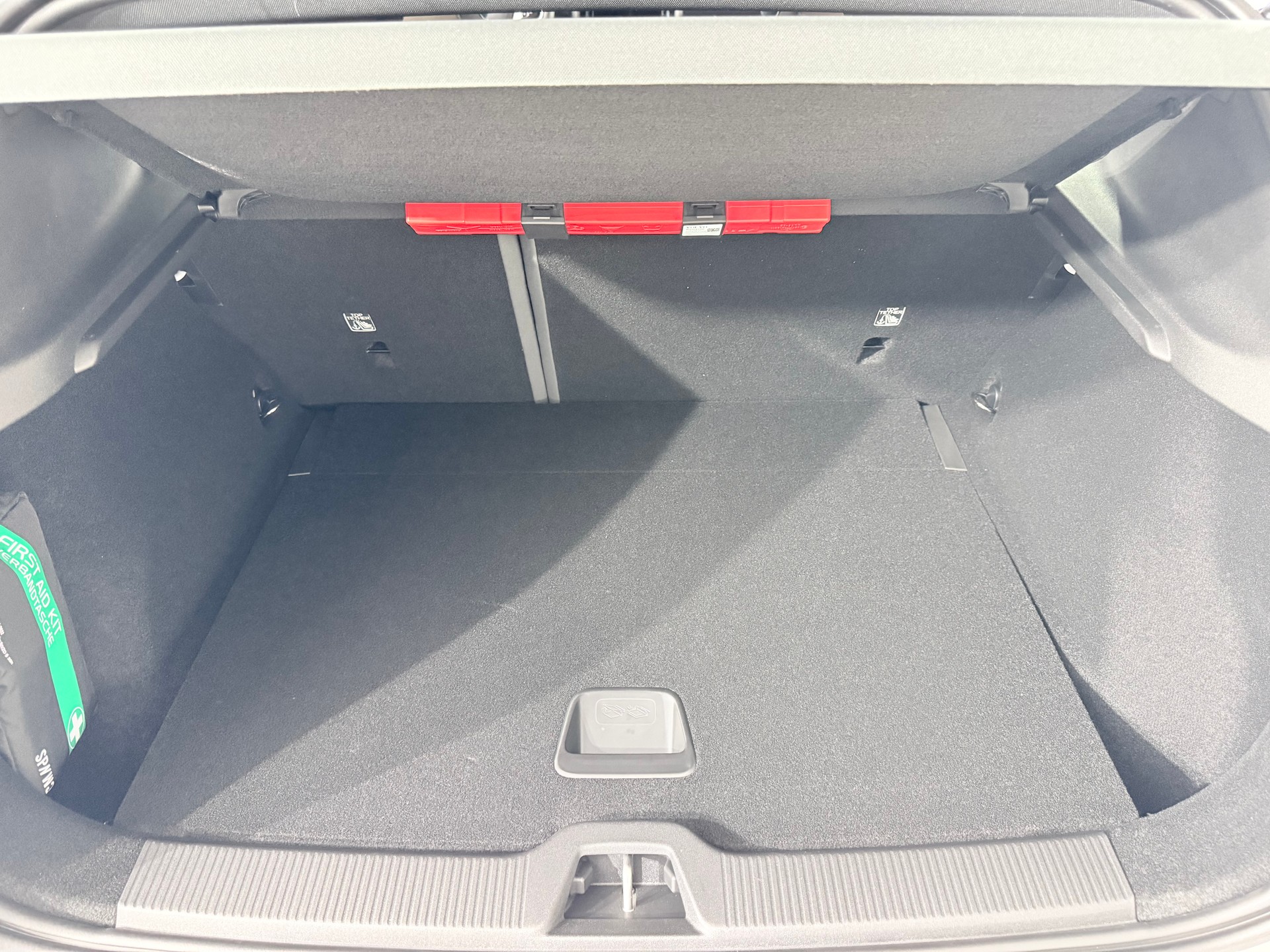 VOLVO EX 30 E60 Twin Plus Performance-image-6