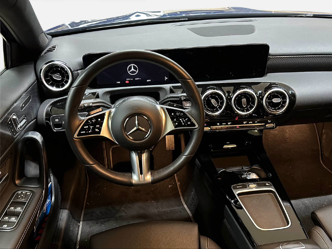 MERCEDES-BENZ A 180 Progressive-image-9