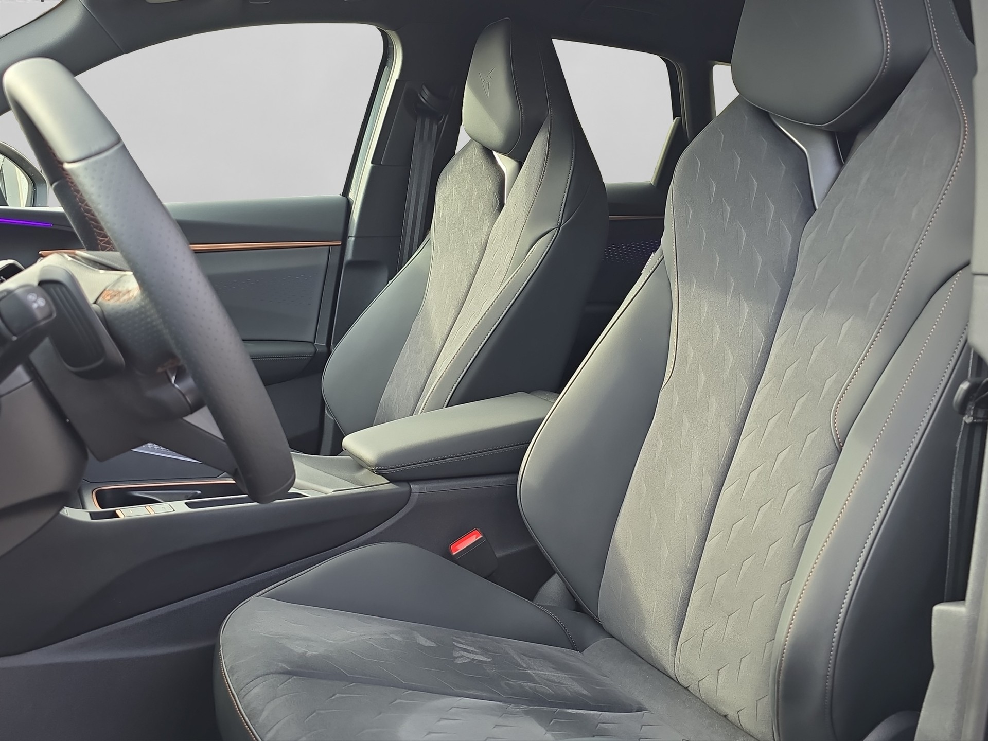 CUPRA Terramar 1.5 eHybrid DSG VZ-image-8