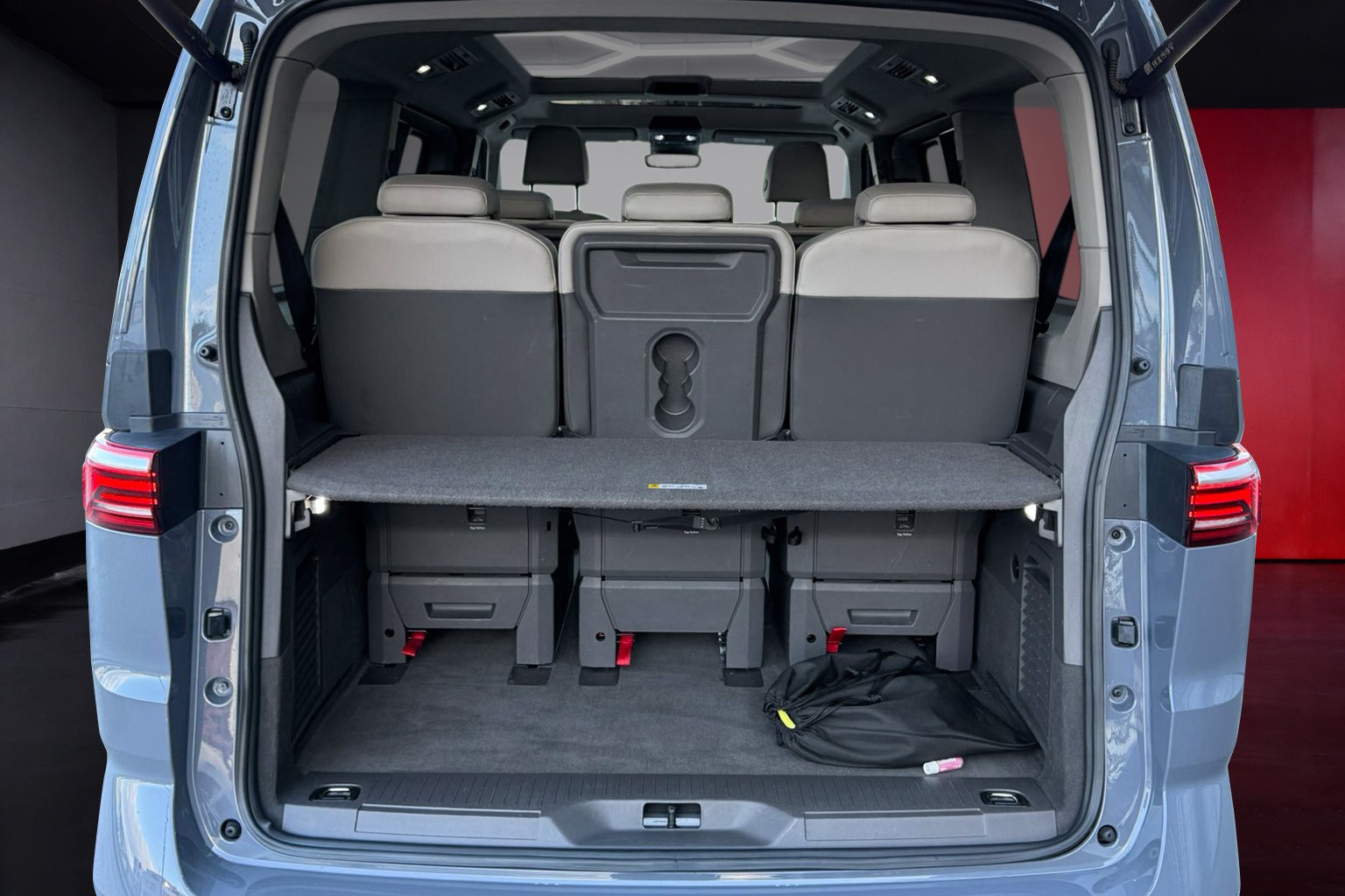 VW Multivan 1.4 eHybrid Life Edition DSG Lang-image-18