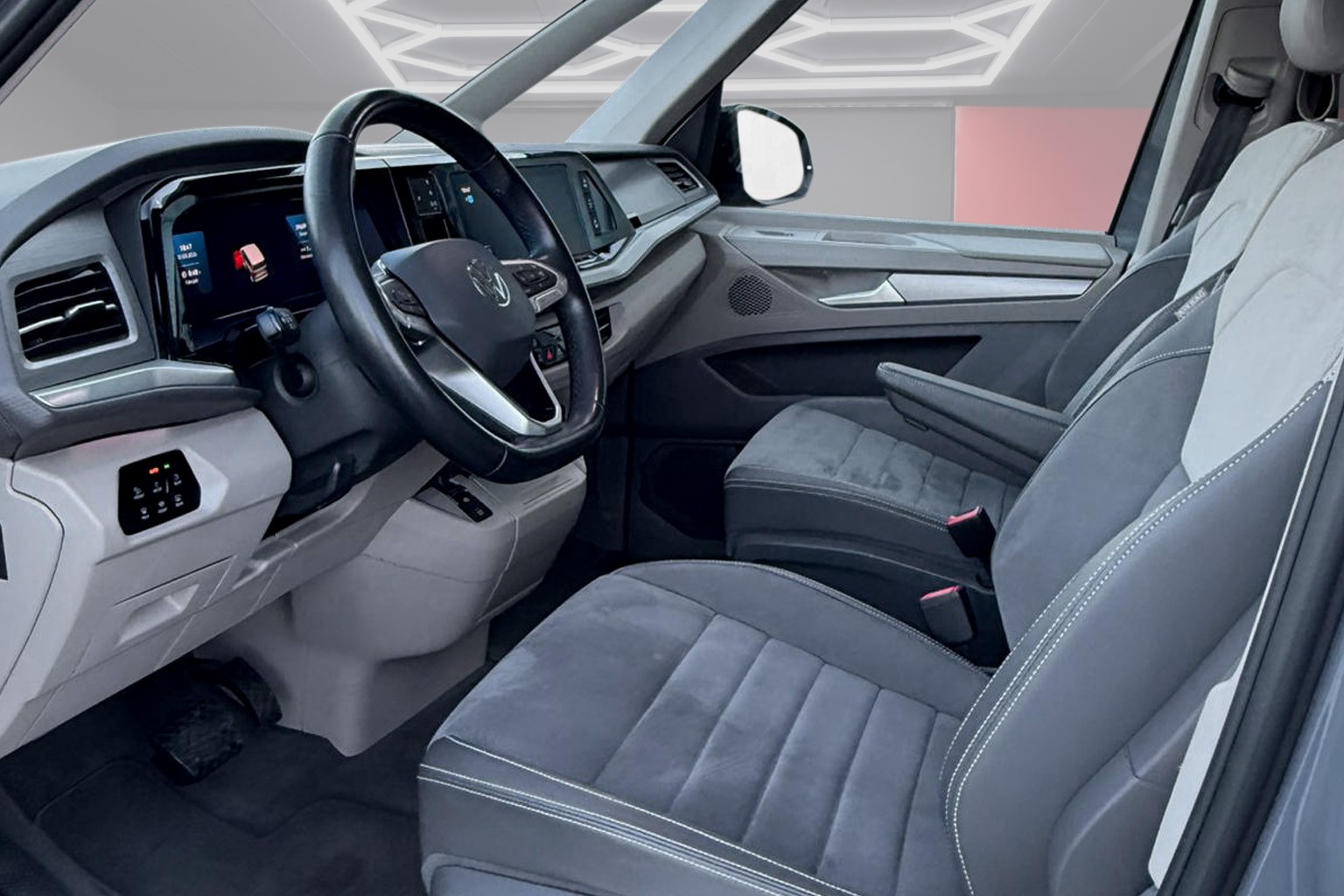 VW Multivan 1.4 eHybrid Life Edition DSG Lang-image-9